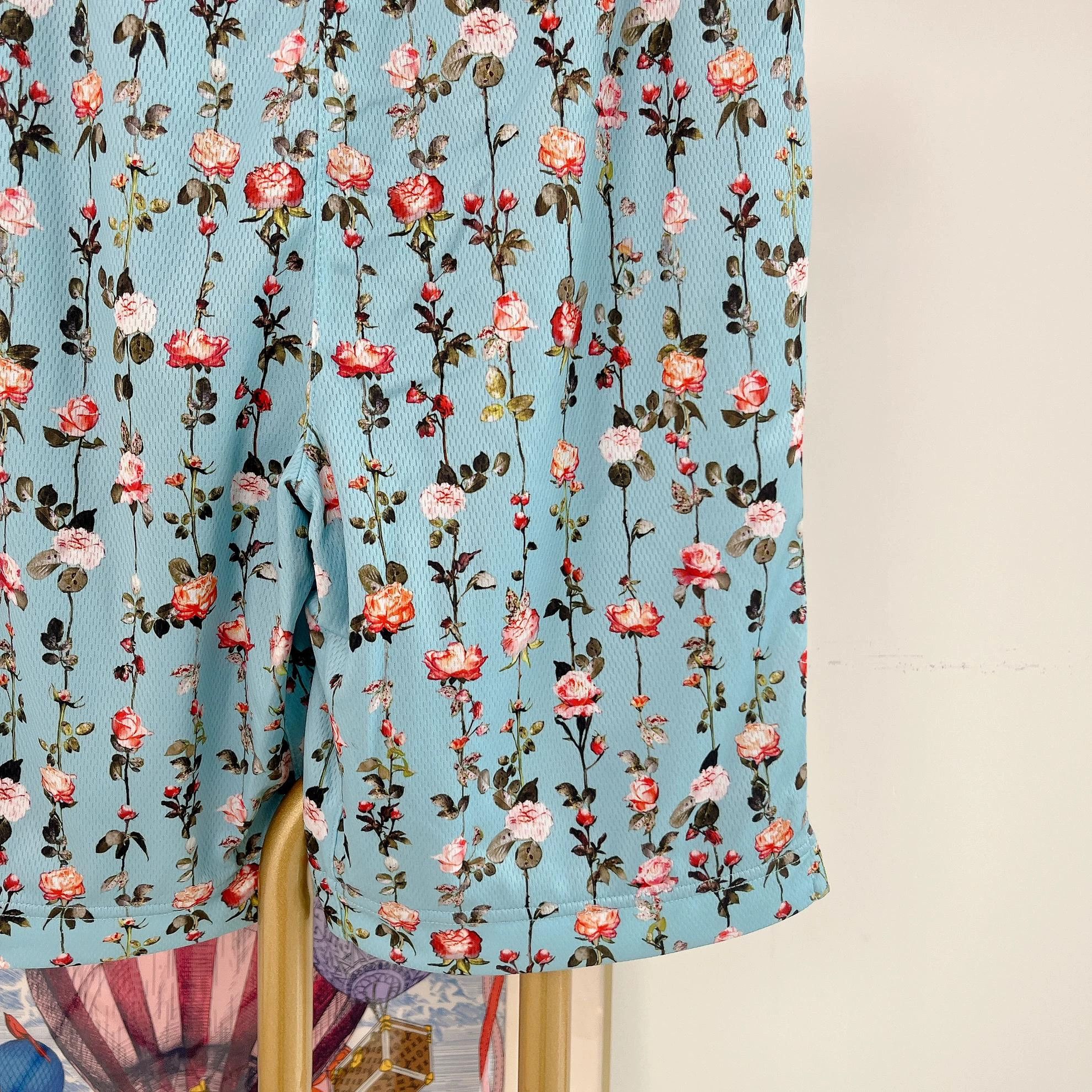 Burberry Burberry blue floral print 14Y shorts Size 24" / US 00 / IT 34 - 6 Thumbnail