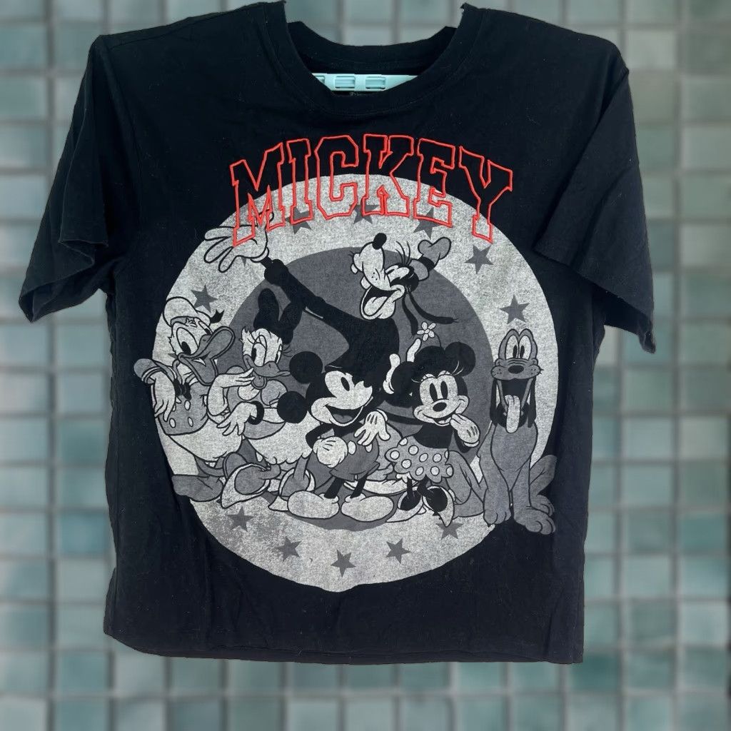 Disney Mickey Mouse Disney Embroidered T-Shirt Mens XL Black Short Sleeve Size US XL / EU 56 / 4 - 1 Thumbnail