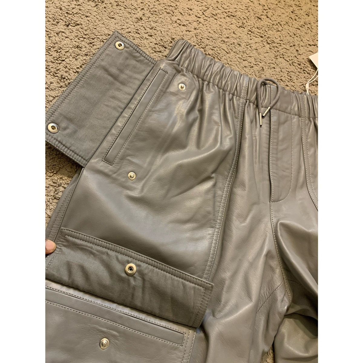 Helmut Lang HELMUT LANG LEATHER UTILITY CARGO PANTS Size US 32 / EU 48 - 6 Thumbnail