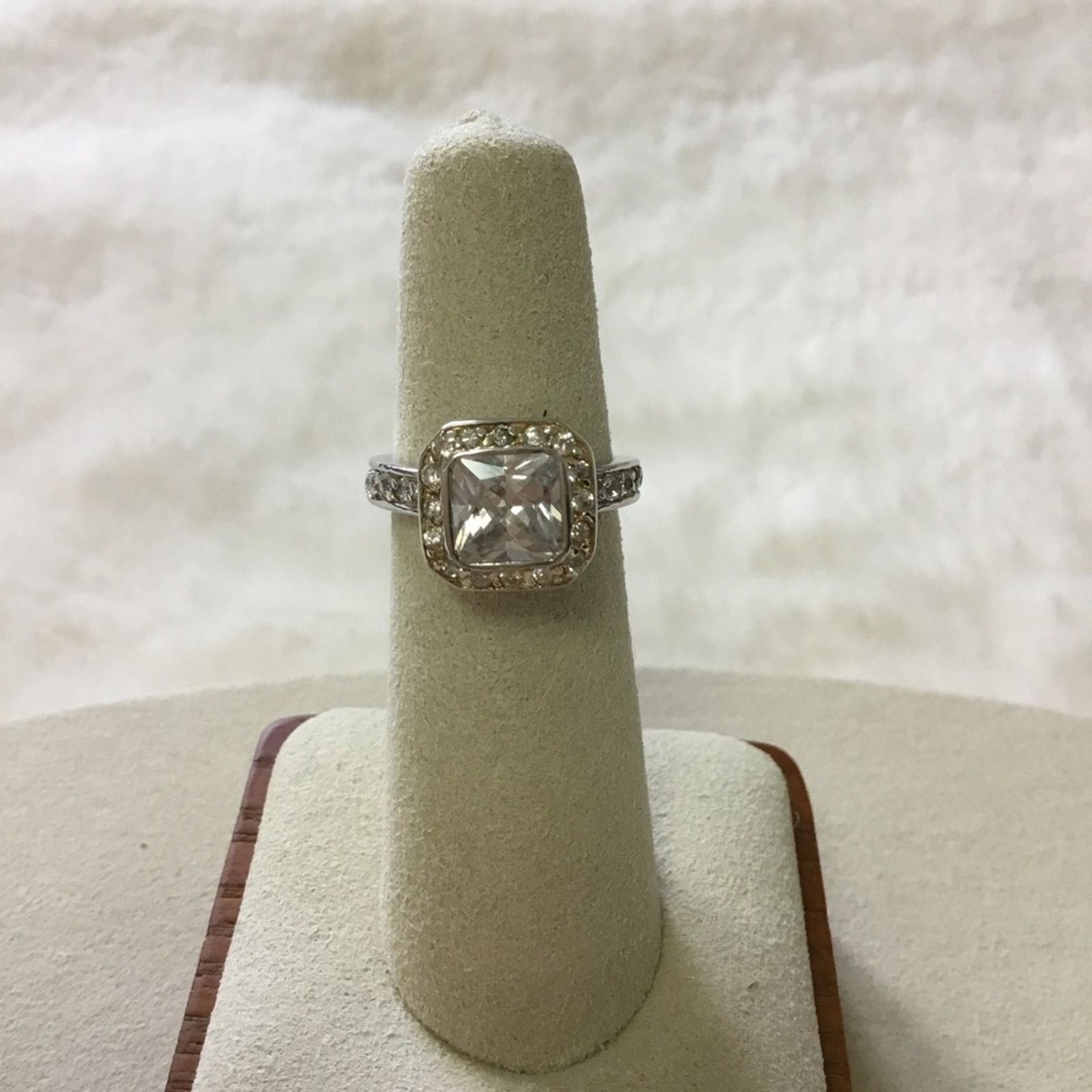 Other Sterling Silver Square Crystal Ring Size ONE SIZE - 4 Thumbnail