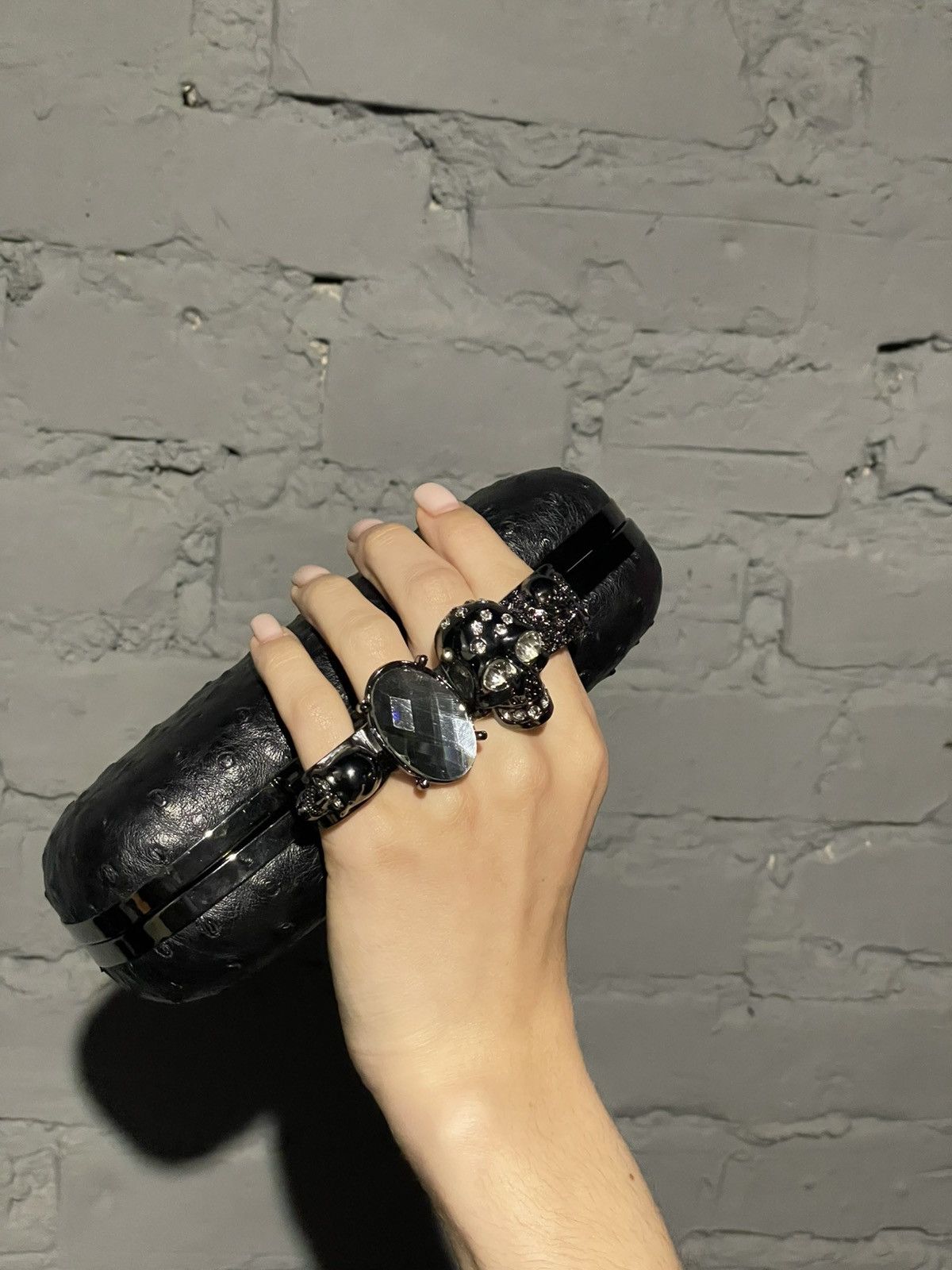 Alexander McQueen Clutch Alexander McQueen knuckle skull bag Size ONE SIZE - 12 Thumbnail