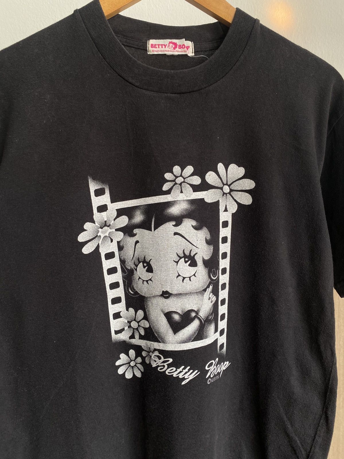Cartoon Network Vintage FADED Betty Bob shirt Size US M / EU 48-50 / 2 - 6 Thumbnail