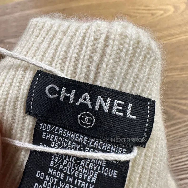 Chanel Chanel Cashmere Logo knitted hair band Size ONE SIZE - 3 Thumbnail