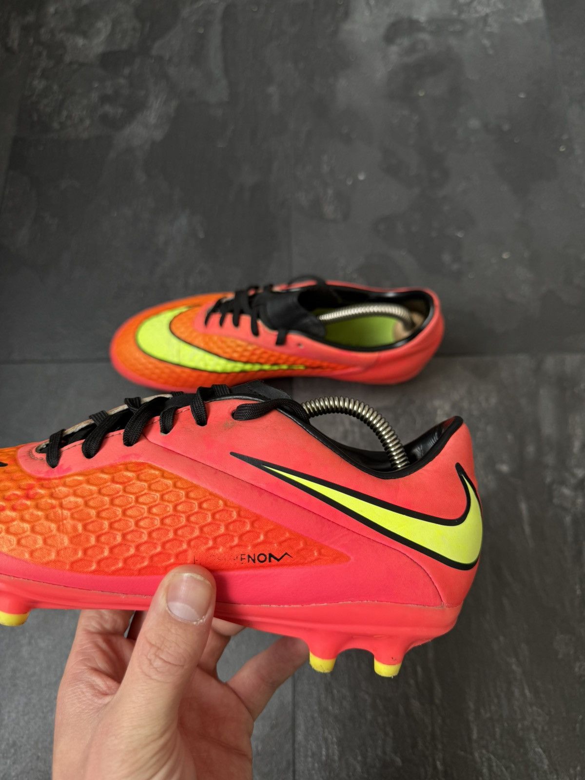 Vintage Nike vintage soccer football boots hypervenom phelon FG Size US 7 / EU 40 - 9 Thumbnail