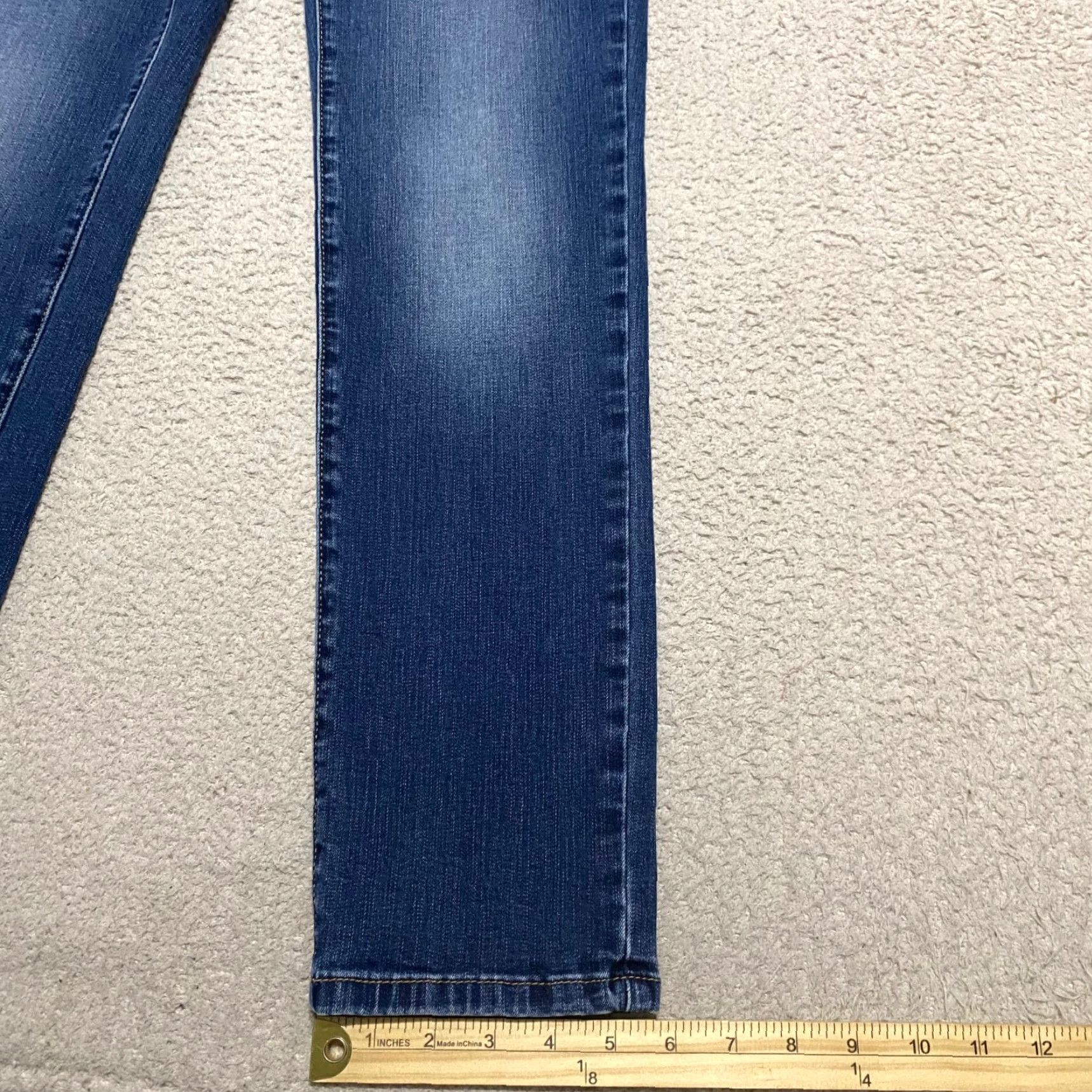Apt. 9 Apt. 9 Womens Jeans Blue Denim Medium Wash Straight Crop Low Rise Distinct 5-Pocket Design 27 In Inseam Size 26" / US 2 / IT 38 - 5 Thumbnail