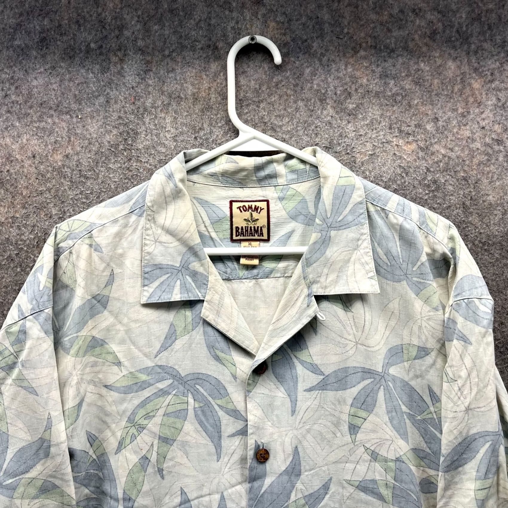 Tommy Bahama Vintage Tommy Bahama Shirt Mens XL Tan Button Down Silk Hawaiian Paradise Camp Size US XL / EU 56 / 4 - 7 Thumbnail