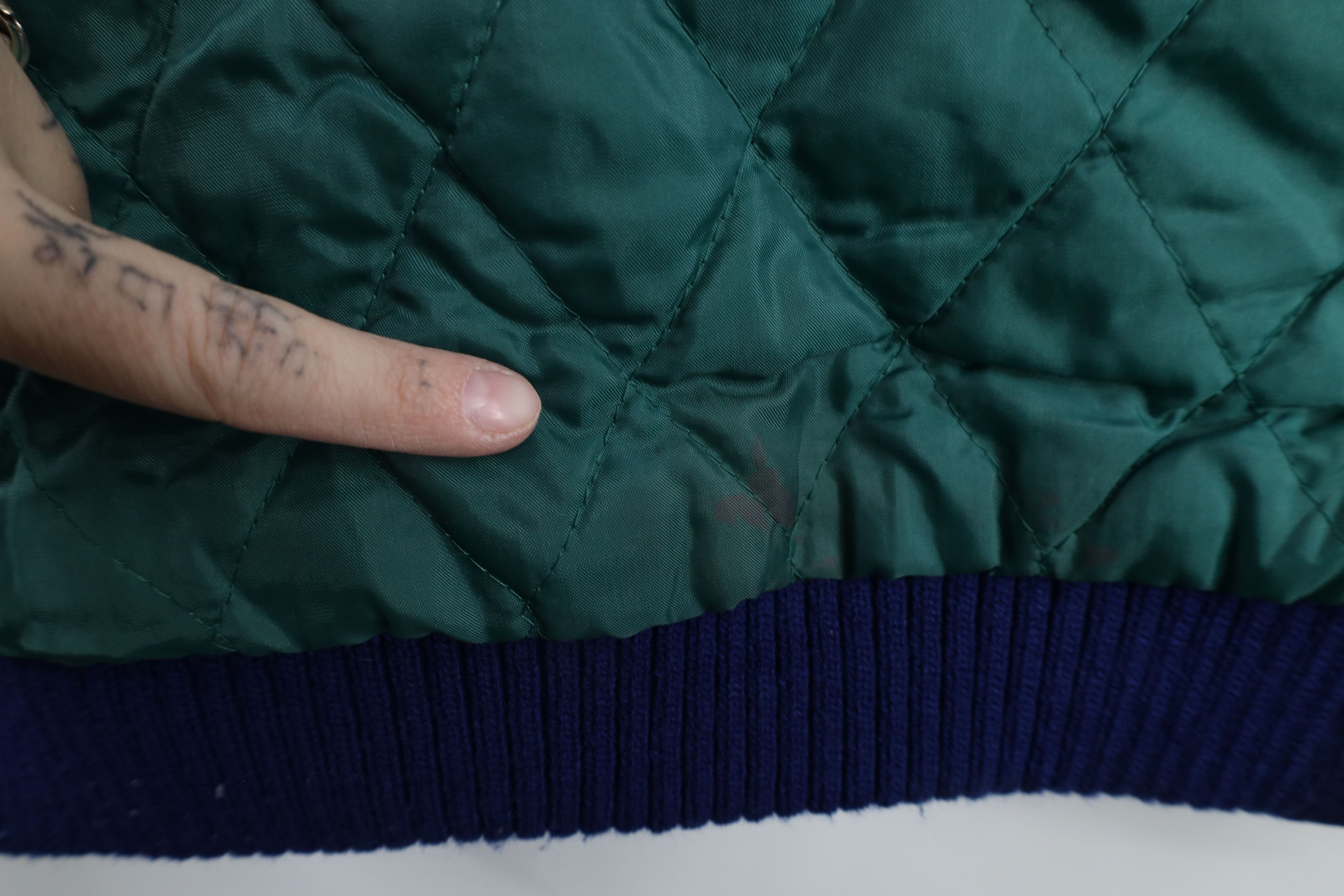 Vintage Vintage 70s Streetwear Corduroy Puffer Vest Jacket Blue Size US XL / EU 56 / 4 - 12 Thumbnail