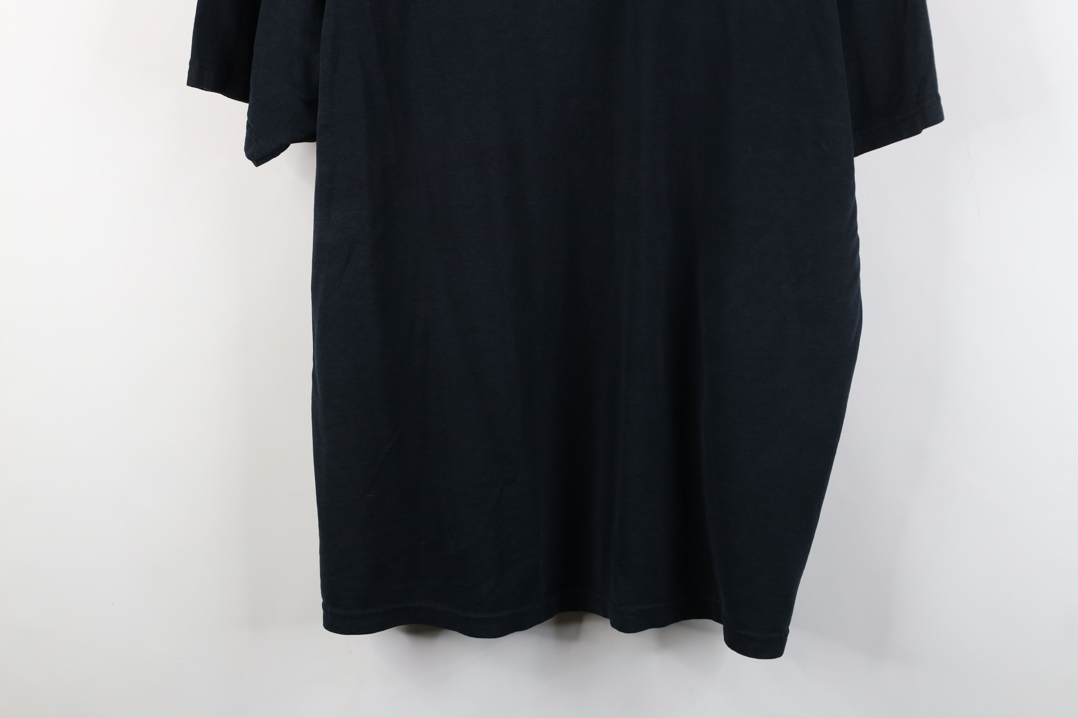 Vintage Vintage Streetwear Iron Asylum Fire Bodybuilding Gym T-Shirt Size US XXL / EU 58 / 5 - 3 Thumbnail