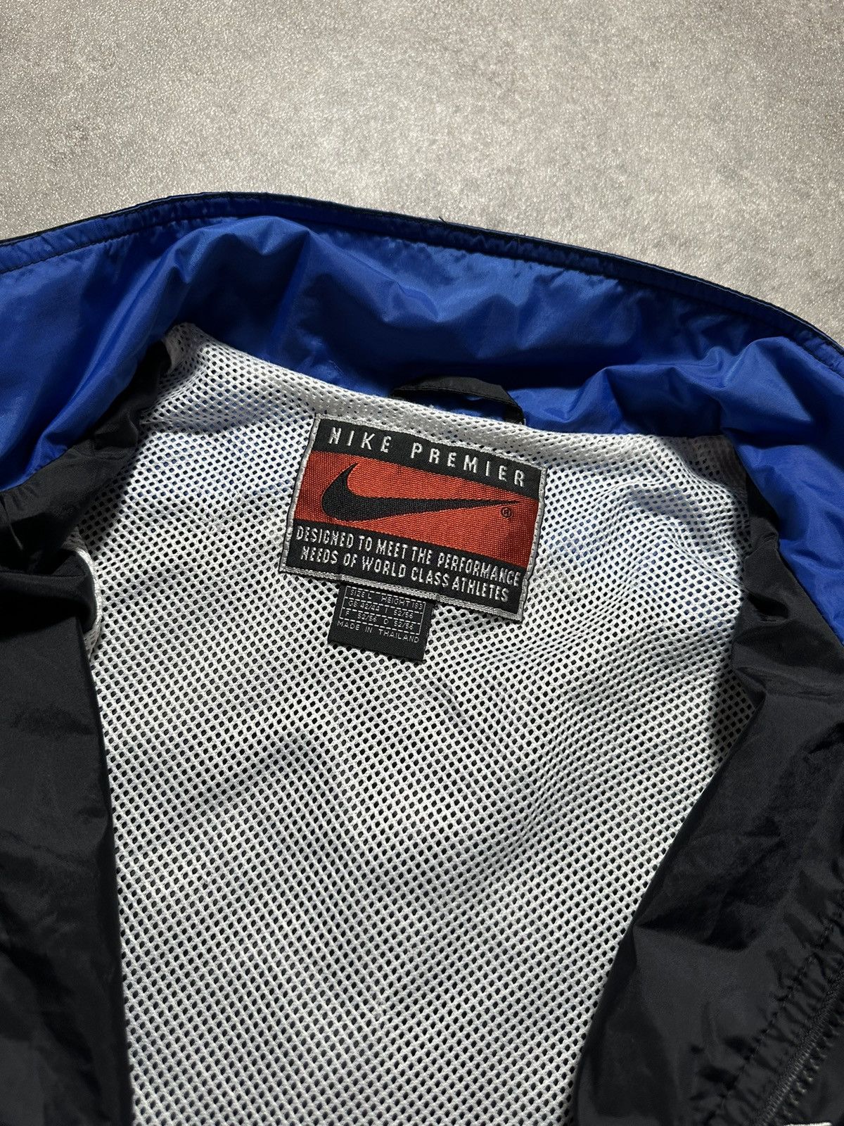 Nike × Vintage Mens Vintage Jacket Nike Premier 80s Size US L / EU 52-54 / 3 - 8 Thumbnail