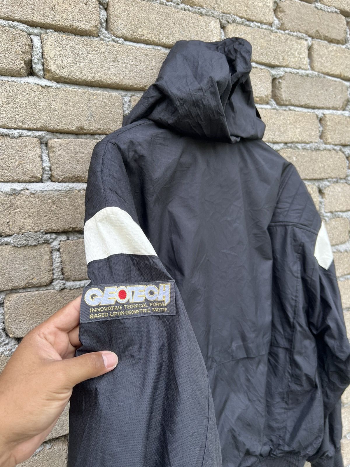 Nike Nike Windbreaker with Hooded Size US L / EU 52-54 / 3 - 7 Thumbnail