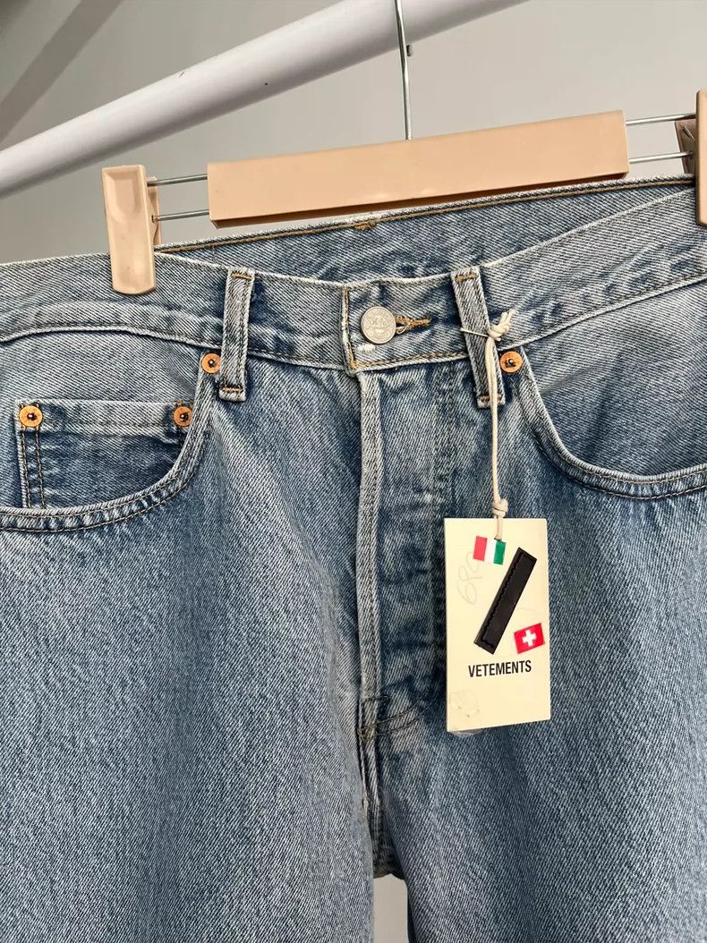 Vetements Vetements SizeXS ss19 Patchwork Jeans with Levi's Size US 30 / EU 46 - 2 Thumbnail