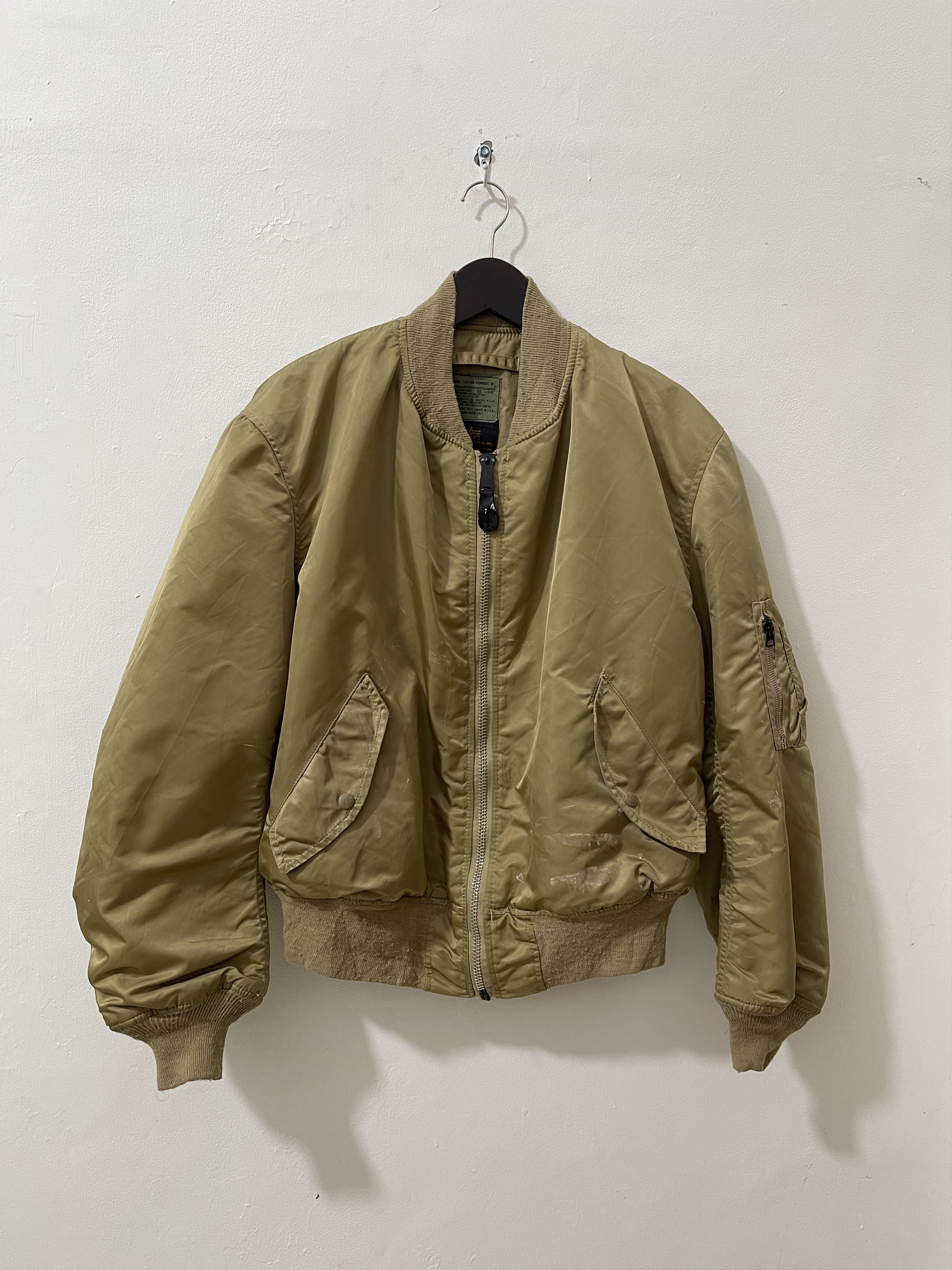 Alpha Industries Vintage Alpha Industries Bomber Flight Jacket Size US XL / EU 56 / 4 - 1 Thumbnail
