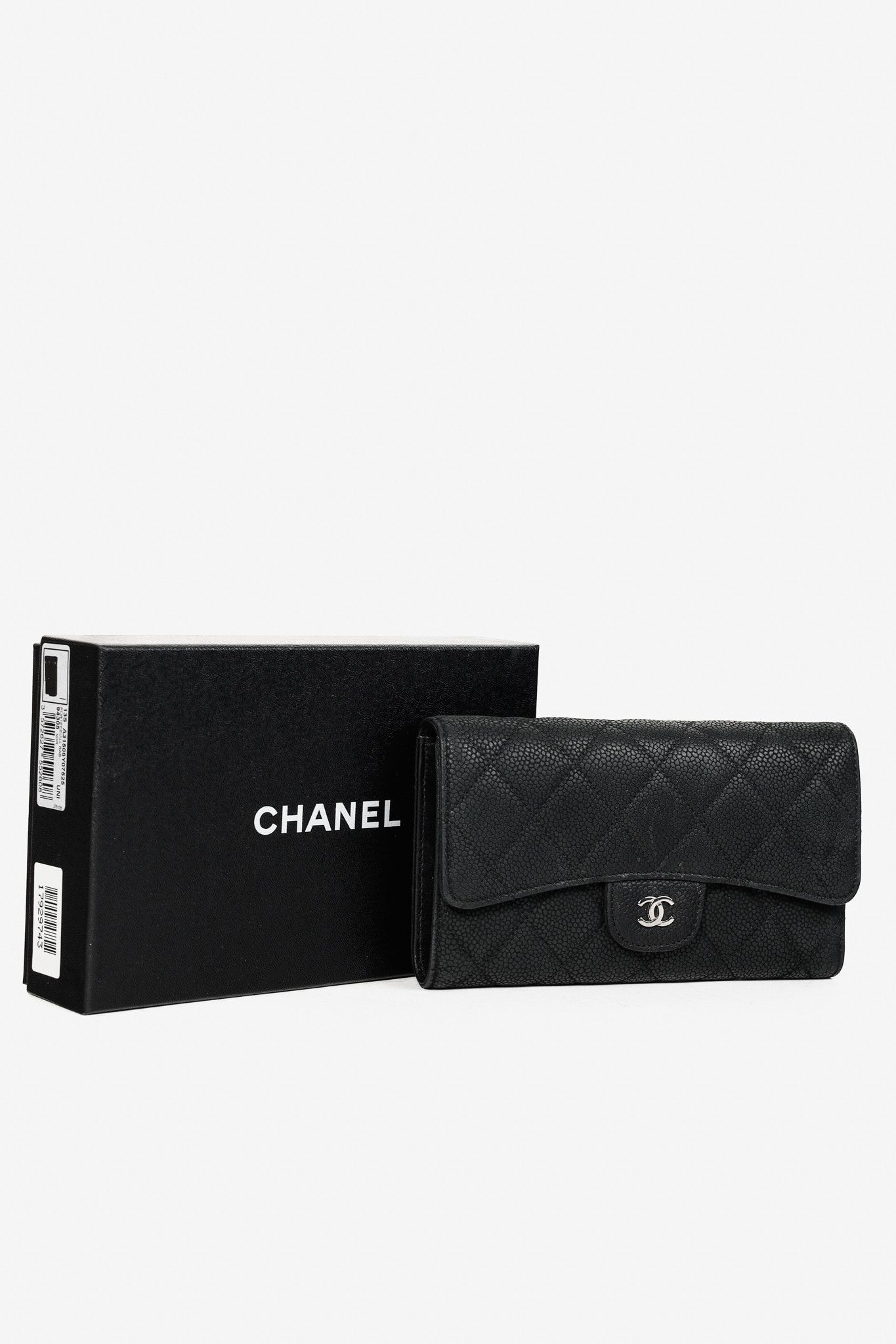 Chanel Chanel 13S Caviar Classic Quilted Flap Portefeuille Wallet Size ONE SIZE - 15 Thumbnail