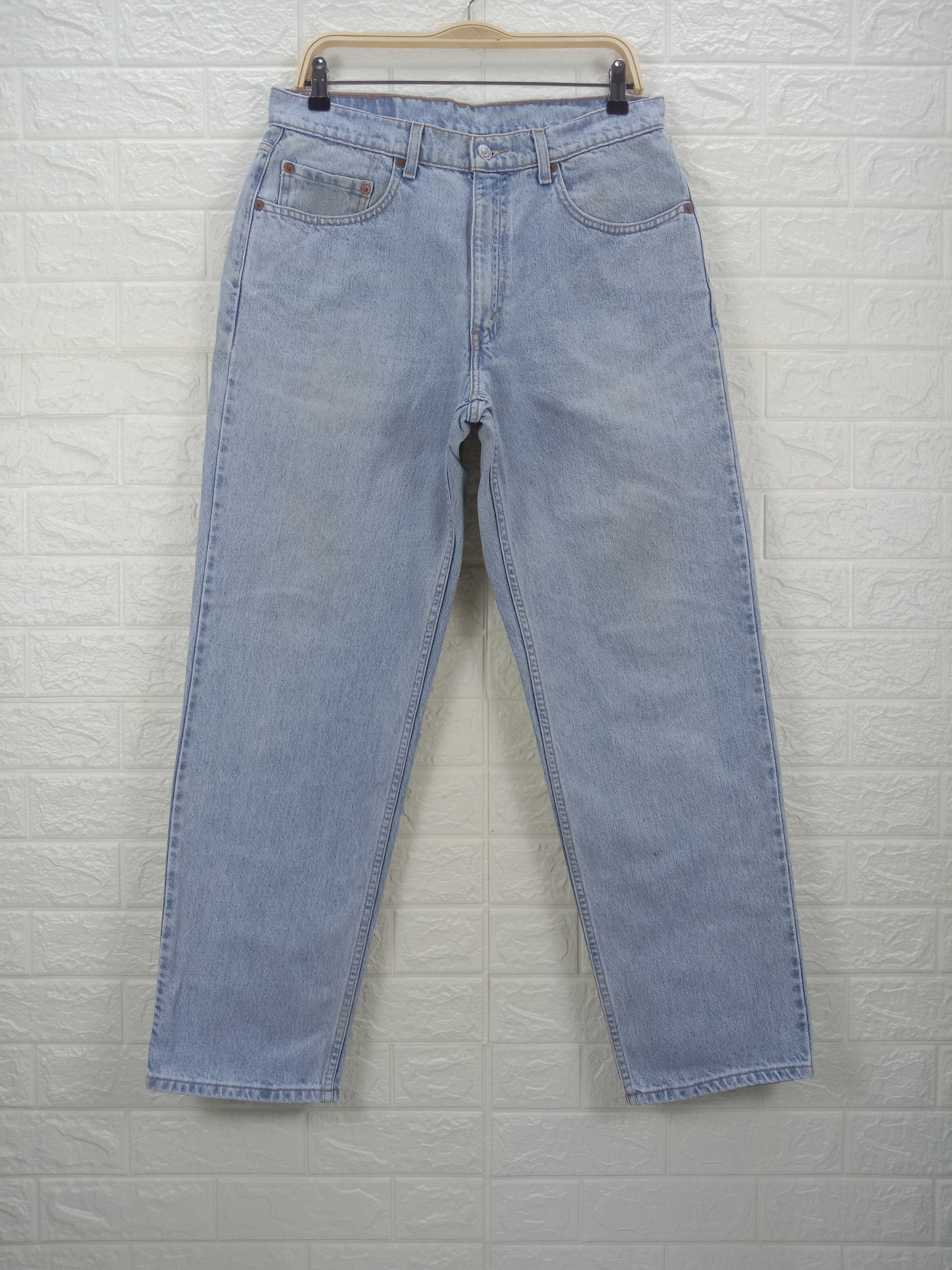 Levi's Vintage 90s Levi's 550 Jeans Relaxed Fit Light Wash Denim Size US 33 - 1 Thumbnail