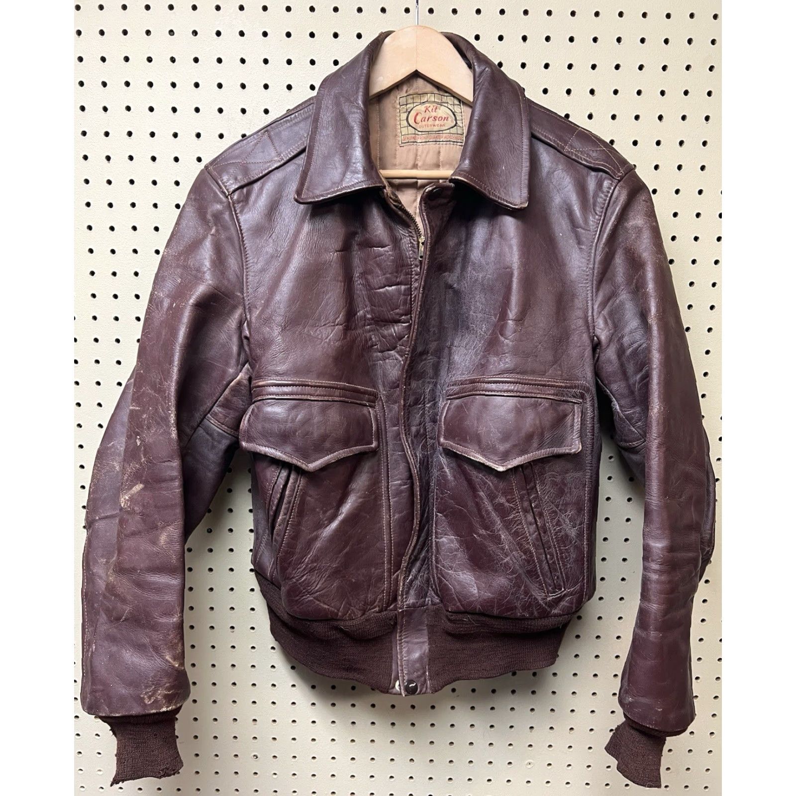 Vintage VINTAGE Kit Karson Jacket Leather Zip Bomber 42 Mens Brown 1940s 1950s Western True Vintage Full Zip Short Sleeve Long Sleeves Casual Size US XS / EU 42 / 0 - 2 Thumbnail