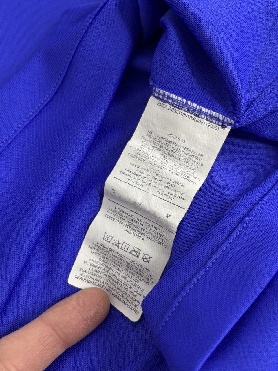 Nike Nike Brazil 2022 Away Soccer Jersey Size US M / EU 48-50 / 2 - 17 Thumbnail