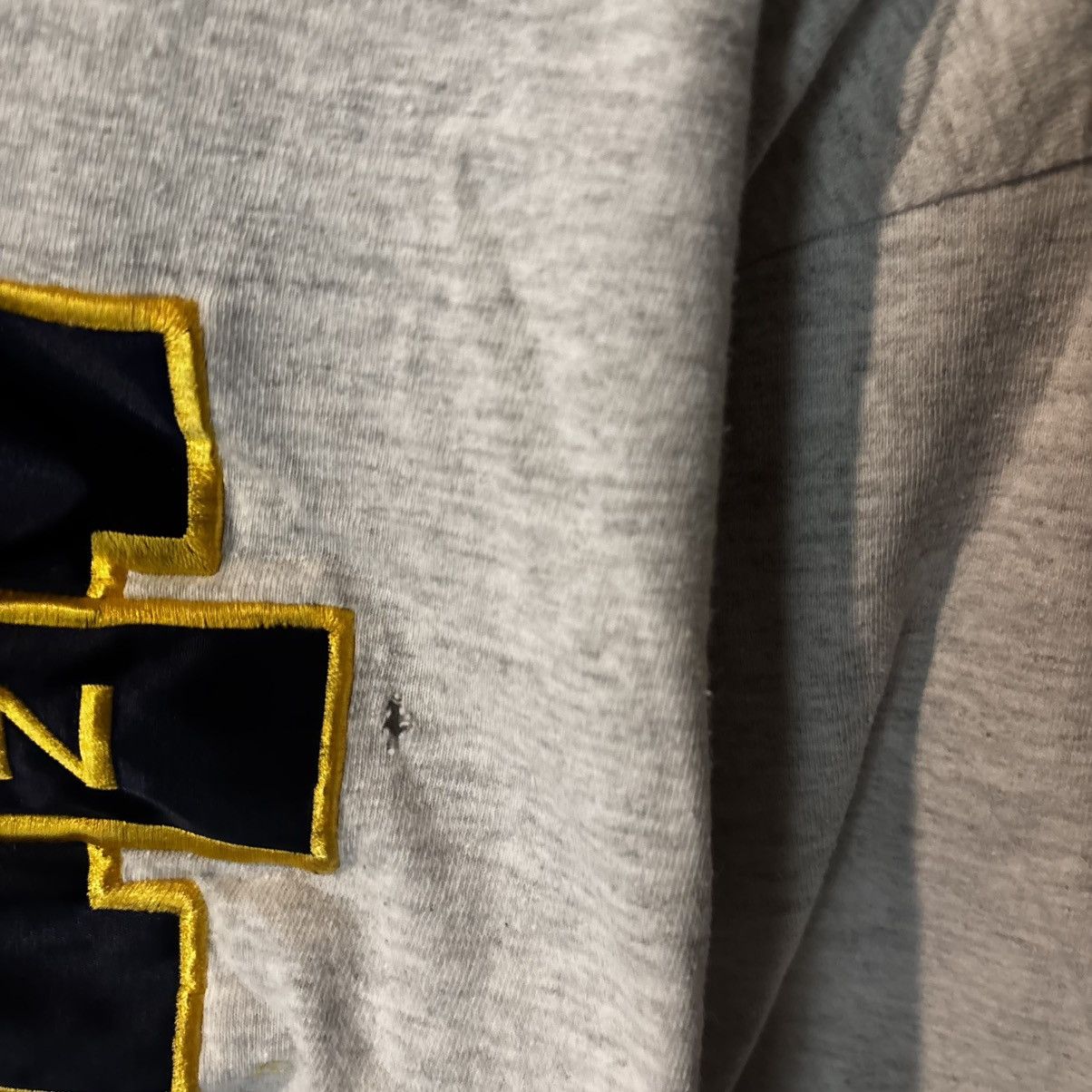 Tultex University of Michigan Embroidered Puff Logo Shirt Ringer Size US L / EU 52-54 / 3 - 3 Thumbnail