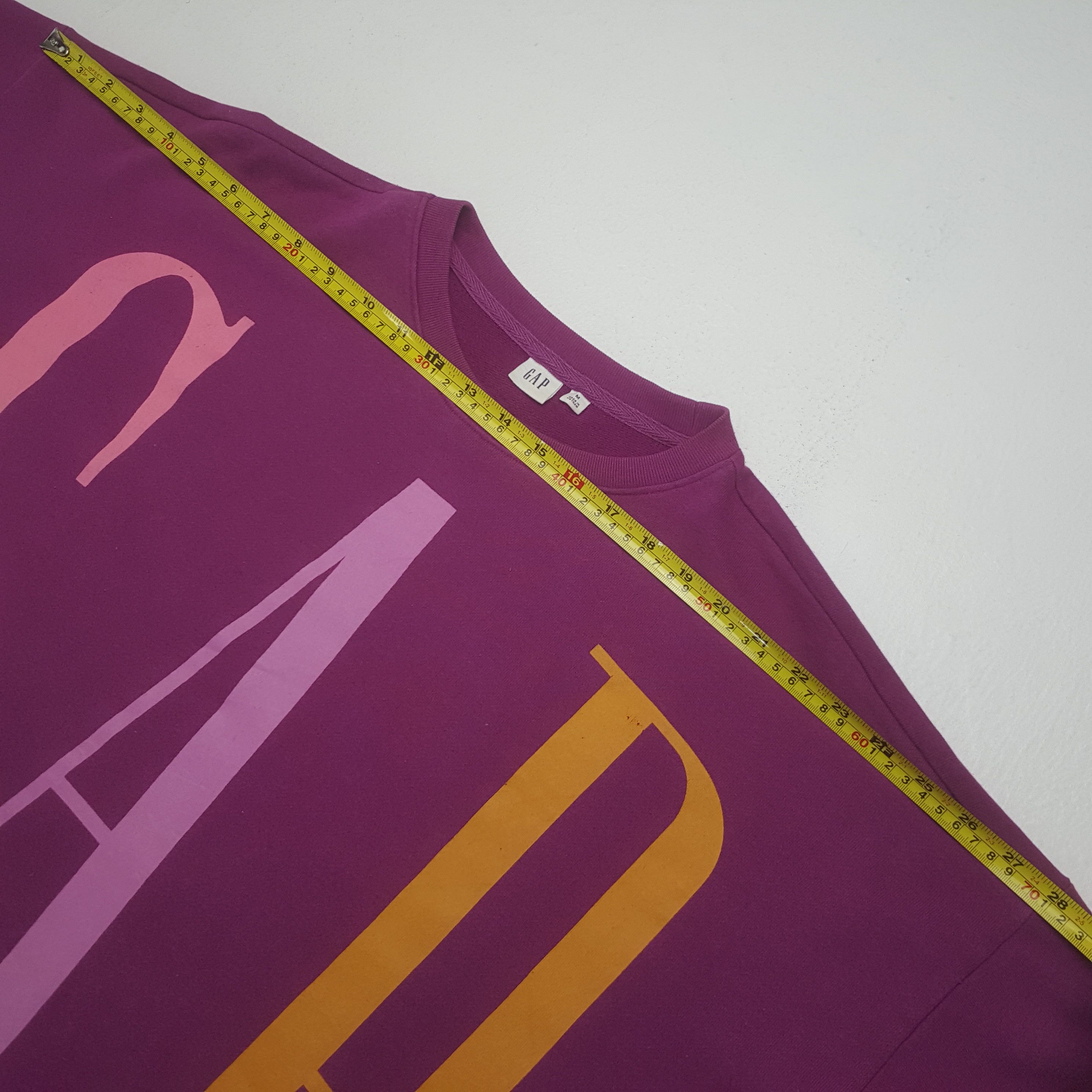 Gap Vintage Gap Streetwear Style Big Logo Sweatshirt C325N3 Size US XL / EU 56 / 4 - 5 Thumbnail