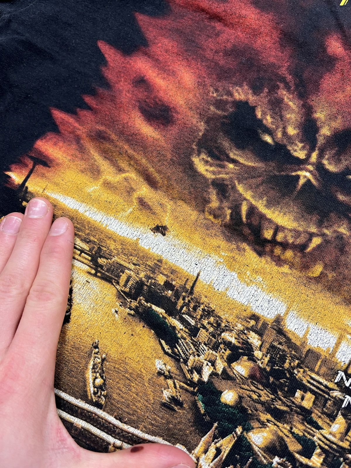Band Tees × Iron Maiden × Vintage Vintage Iron Maiden The Final Frontier Tour Tee T-Shirt 2010 Size US M / EU 48-50 / 2 - 16 Thumbnail