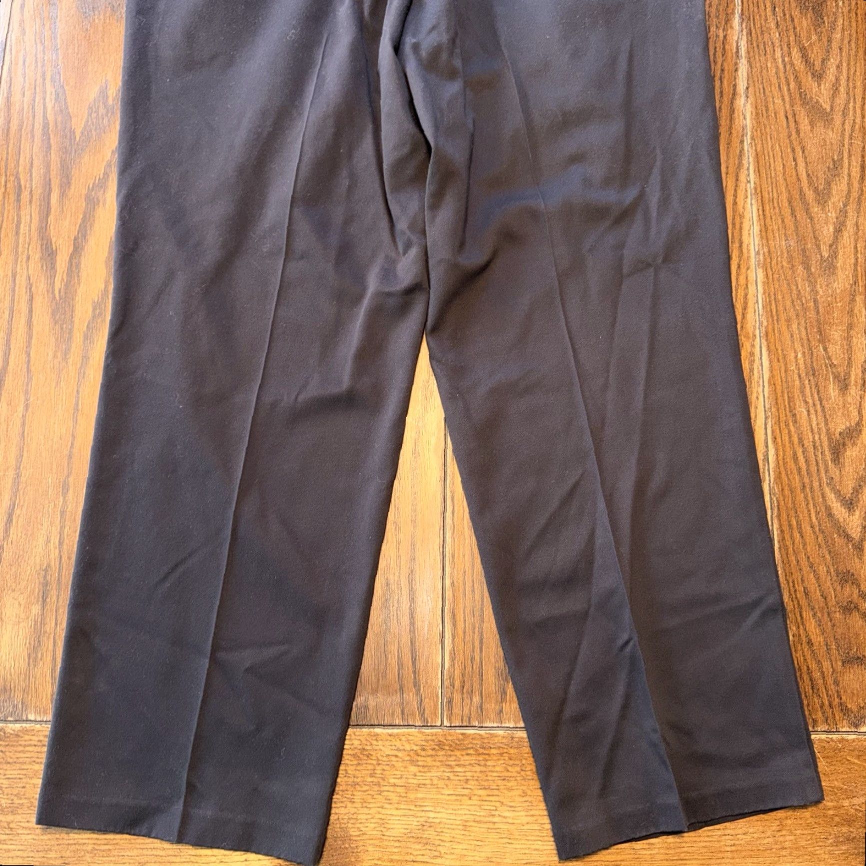 Dockers DOCKERS D3 Classic Fit Pleated 100% Cotton Mens Dress Pants 38x29 Black New Size US 38 / EU 54 - 7 Thumbnail