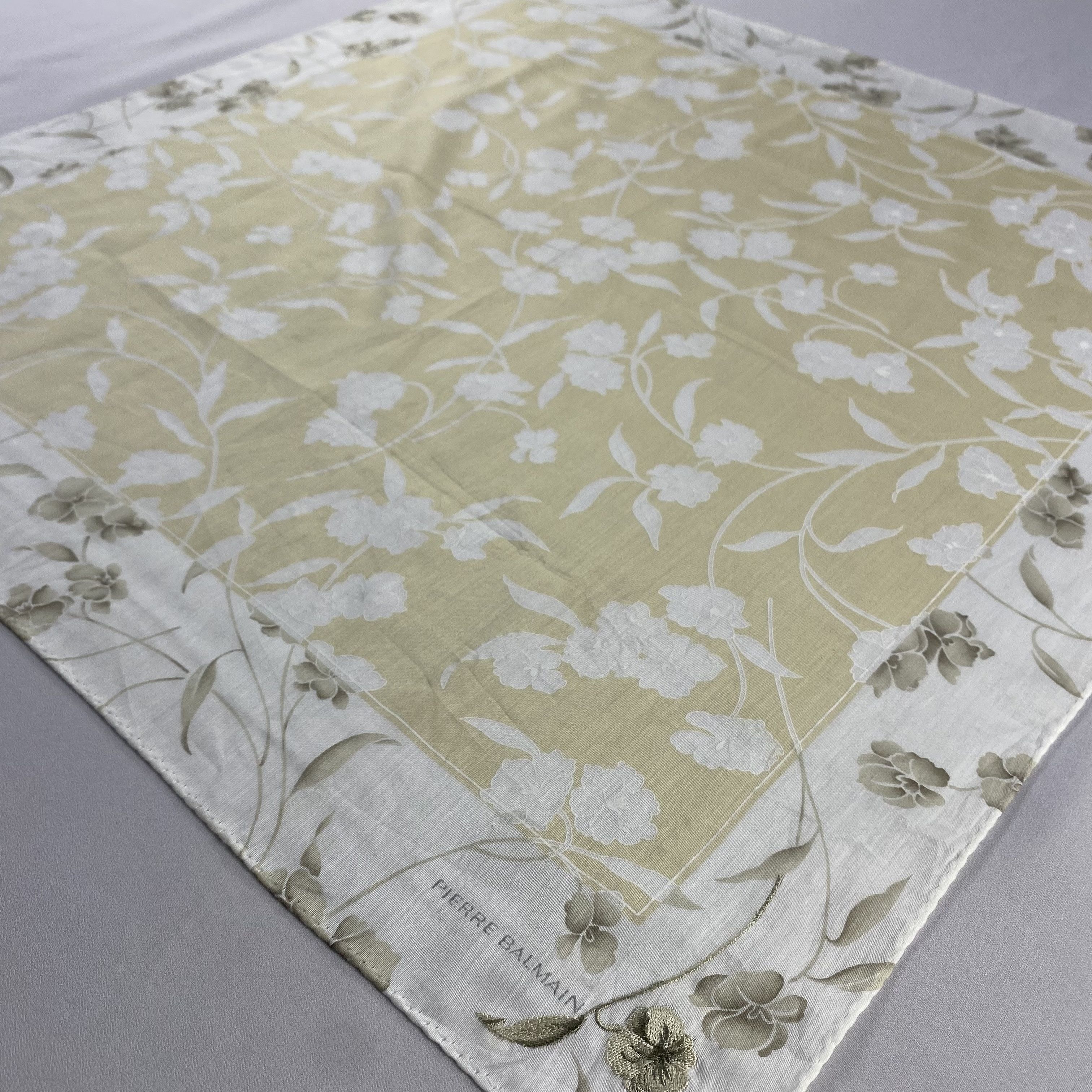 Pierre Balmain × Vintage Pierre Balmain Bandana/ Handkerchief / Neckerchief-P1762 Size ONE SIZE - 2 Thumbnail