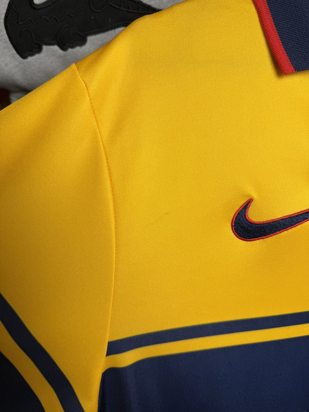 Nike Vintage Arsenal JVC Nike Home Jersey Size US L / EU 52-54 / 3 - 15 Thumbnail