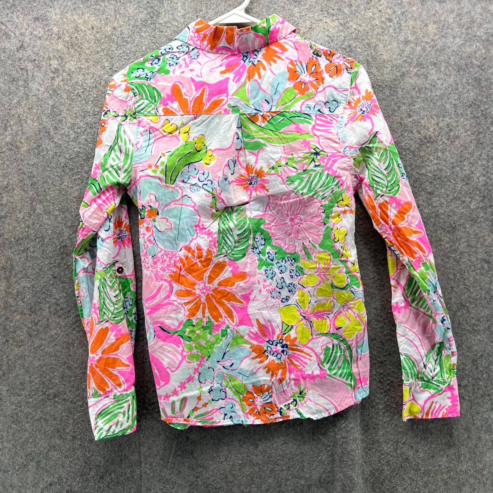 Lilly Pulitzer Lilly Pulitzer Shirt Women Small Button Down Multicolor Floral Paisley abstract Shirt Mens? Size S / US 4 / IT 40 - 2 Thumbnail
