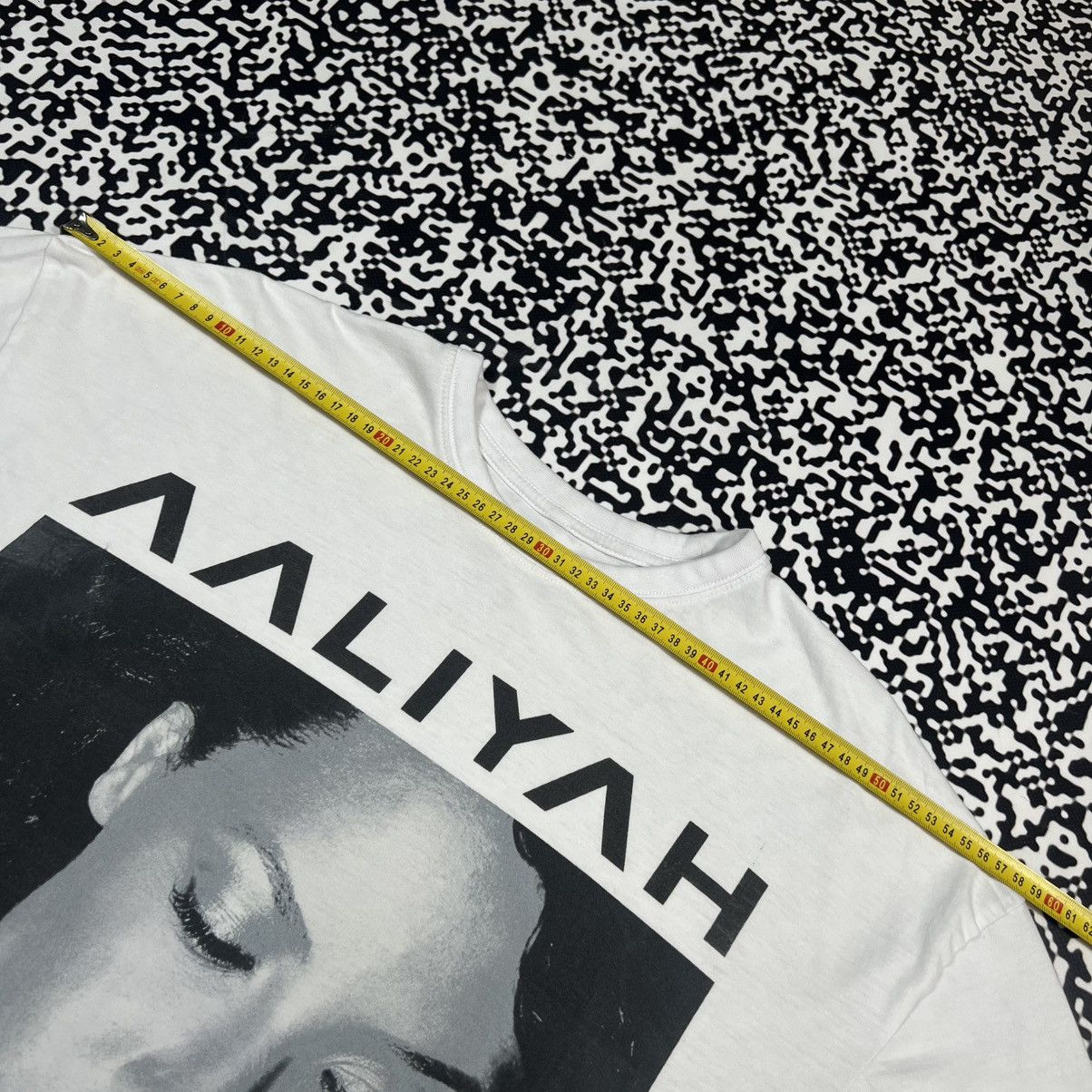 Rap Tees Vintage Y2K AALIYAH Band Rap Style Face Girl Print T-shirt Size US M / EU 48-50 / 2 - 13 Thumbnail