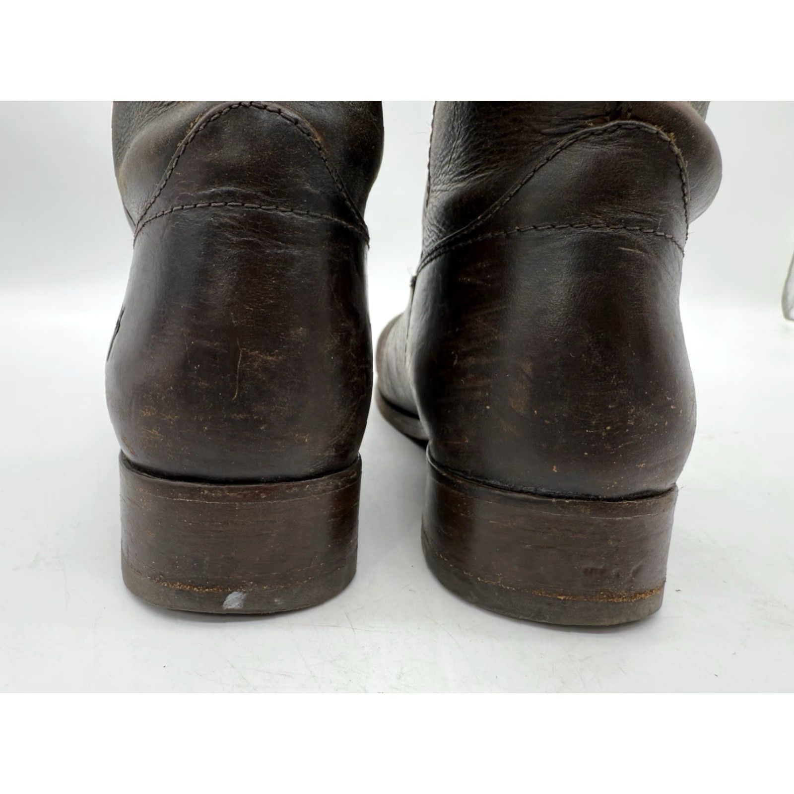 Frye Frye Melissa Riding Boot 7B Distressed Brown Leather Button Pull On Equestrian Womens Boots Size US 7 / IT 37 - 6 Thumbnail