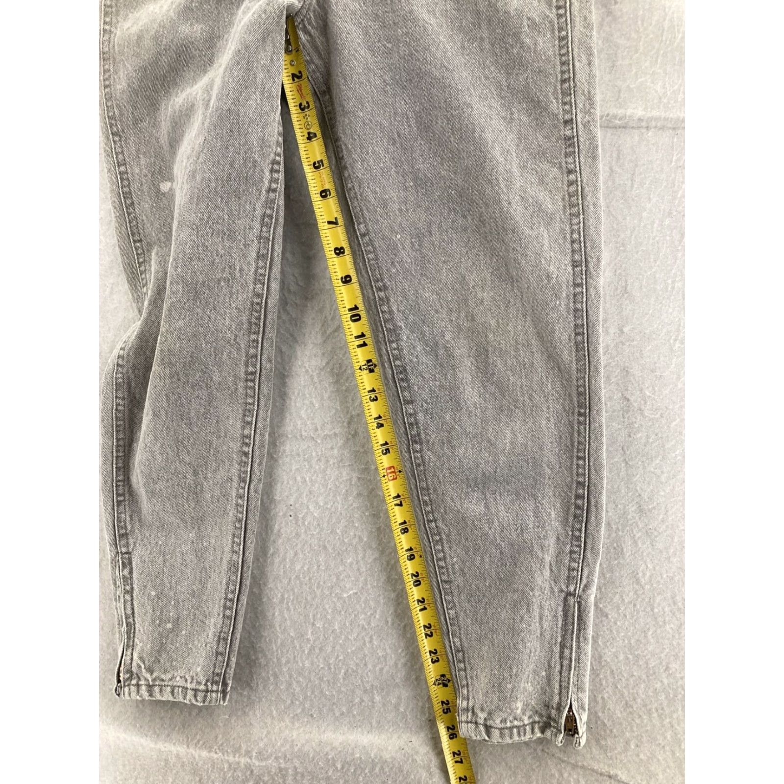 Lee VTG Lee Mom Jeans 26 Bleached Stonewashed High Rise 80s Size 26" / US 2 / IT 38 - 6 Thumbnail
