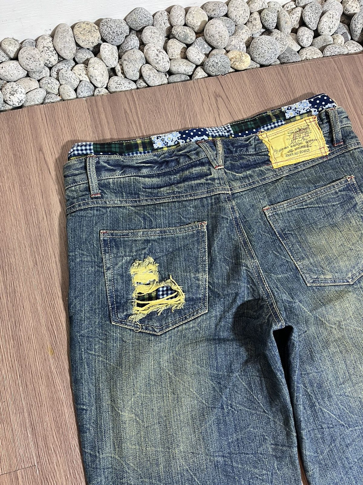 20471120 × Japanese Brand Jouer Aux Echecs double waist mudwash distressed denim jorts Size US 31 - 5 Thumbnail