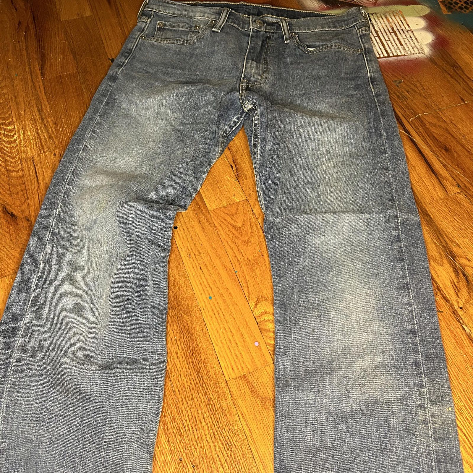 Other Levi's 513 Men's Straight Jeans - Classic Denim Coolness Size US 31 - 2 Thumbnail