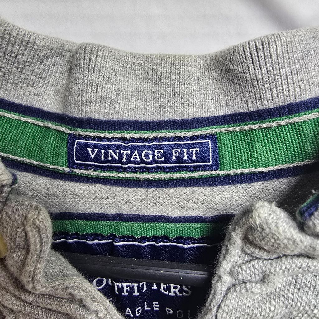 American Eagle Outfitters Men's American Eagle Gray Polo Shirt M with Green Eagle Logo Size US M / EU 48-50 / 2 - 4 Thumbnail