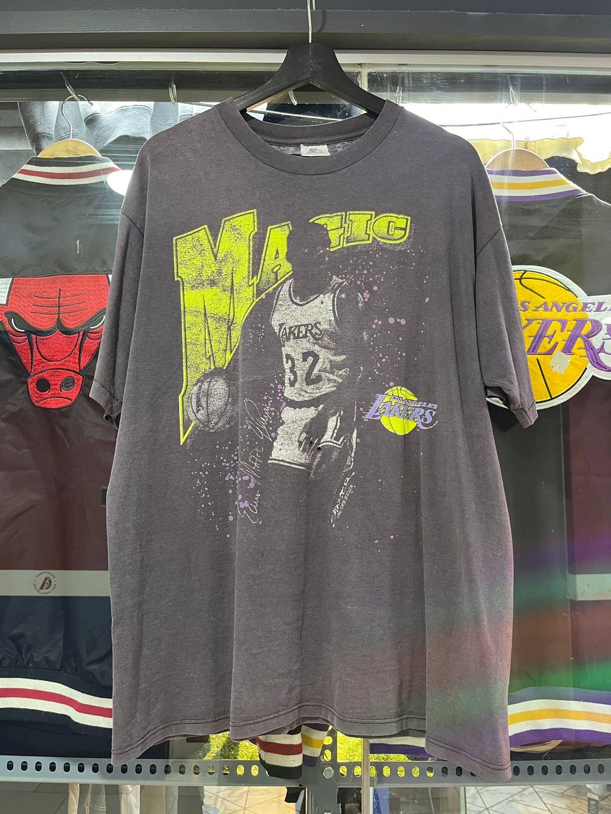 Starter VINTAGE FADED LAKER MAGIC JOHNSON Size US XL / EU 56 / 4 - 1 Thumbnail
