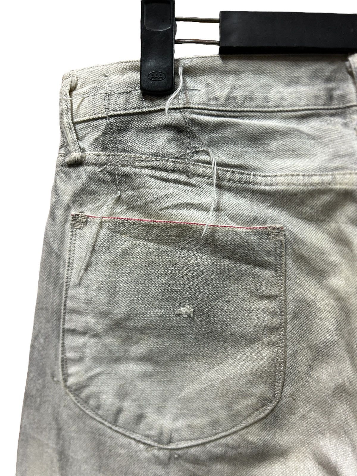 Japanese Brand × KURO × Vintage Vintage Kuro ‘Graphite’ Rare White Fade Selvedge Jeans Size US 31 - 11 Thumbnail