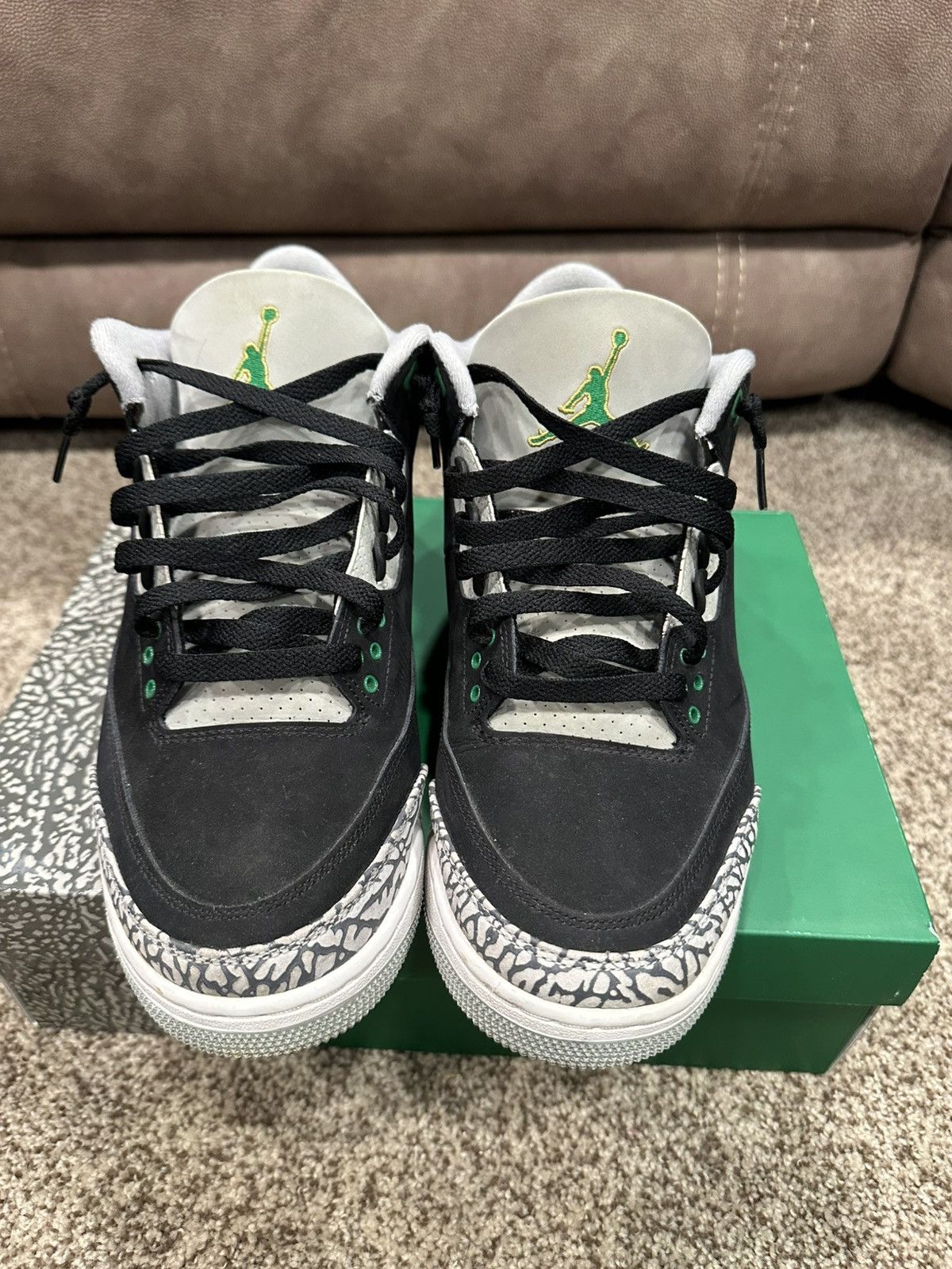 Jordan Brand Jordan 3 “Pine Green” Size US 10 / EU 43 - 2 Thumbnail