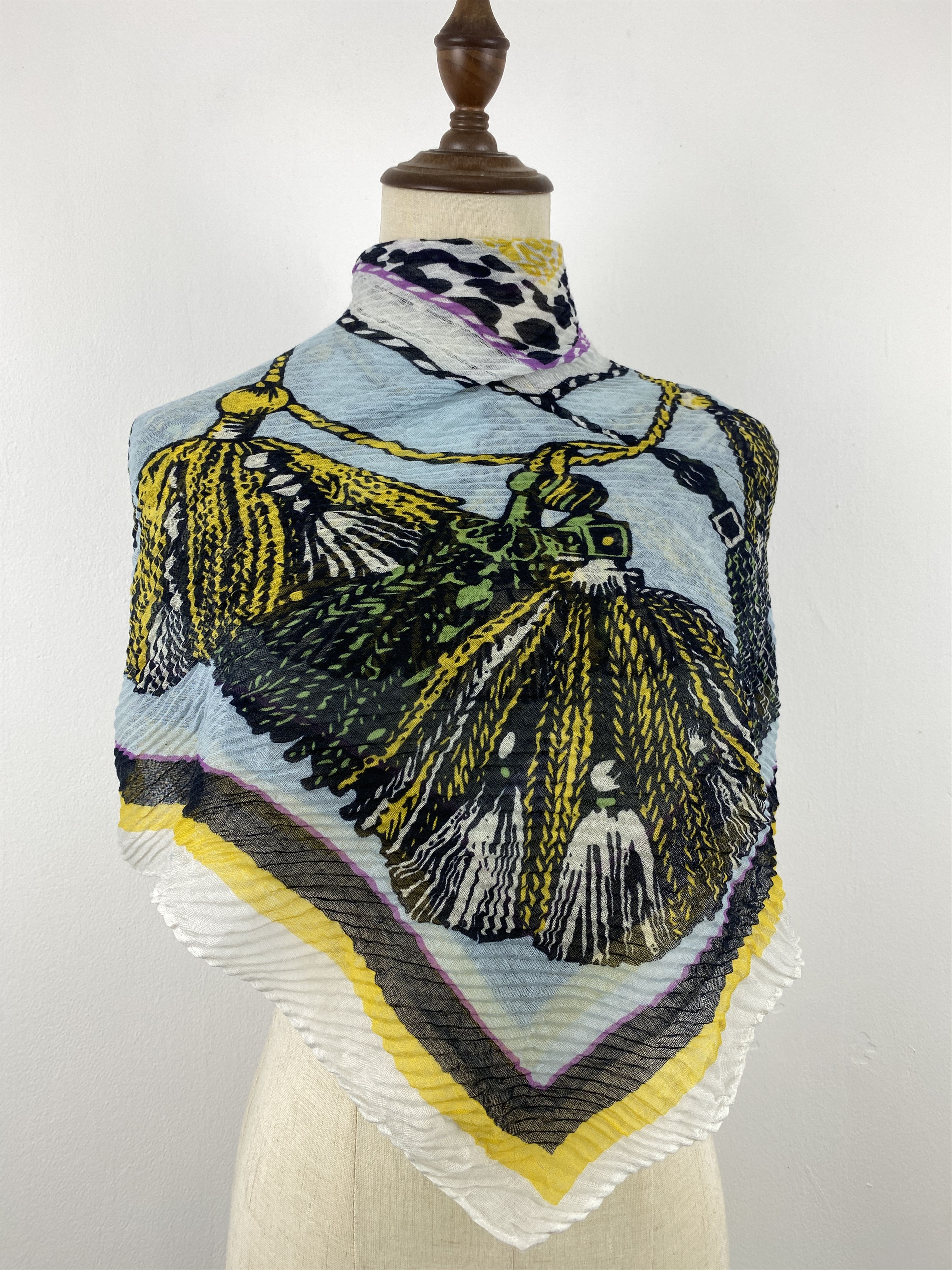 Vintage Vintage 80s Silk Scarf SN0114 Size ONE SIZE - 2 Thumbnail