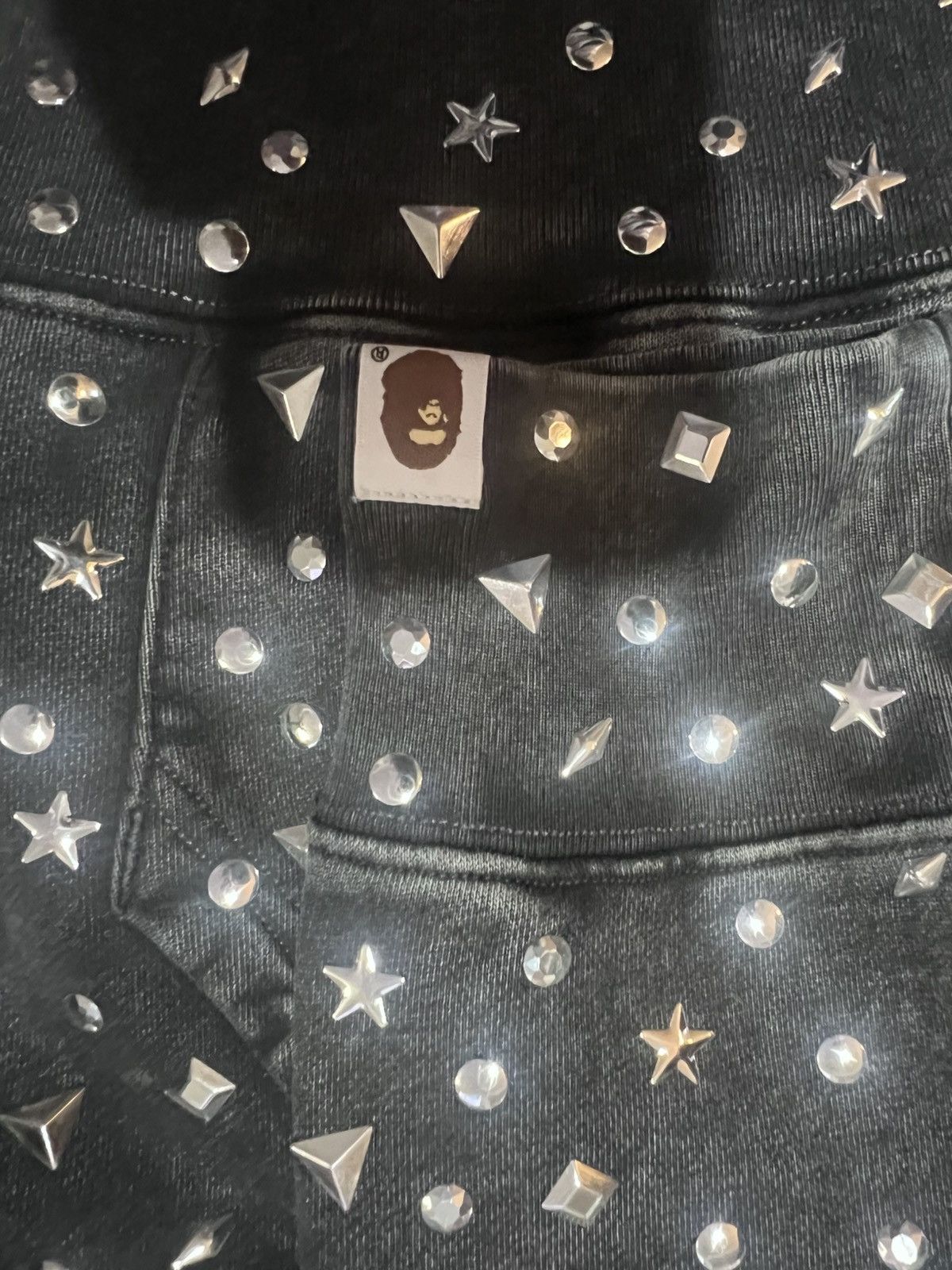 Bape Studded logo relaxed fit pullover hoodie Size US L / EU 52-54 / 3 - 4 Thumbnail