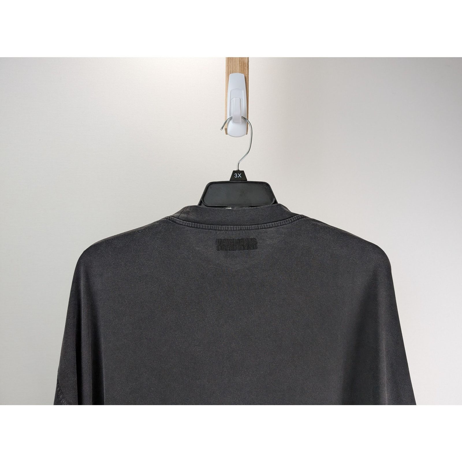 Vetements o1rshd1 Dollar Bill Long sleeve S T-Shirt in Black Size US L / EU 52-54 / 3 - 10 Thumbnail