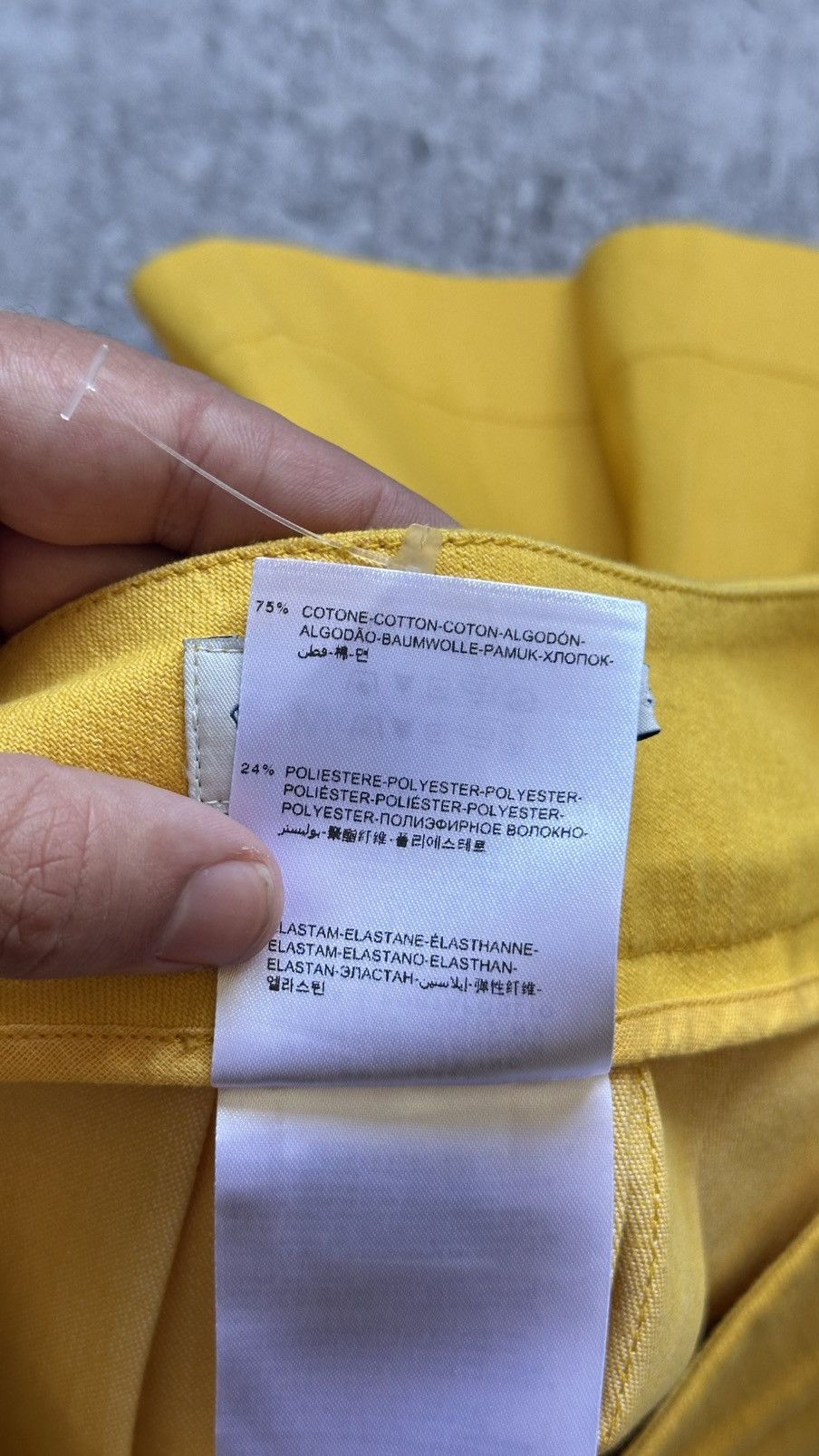 Moncler Women's Moncler Gonna A Portafoglio Yellow Mini Skirt Size 30" / US 8 / IT 44 - 12 Thumbnail