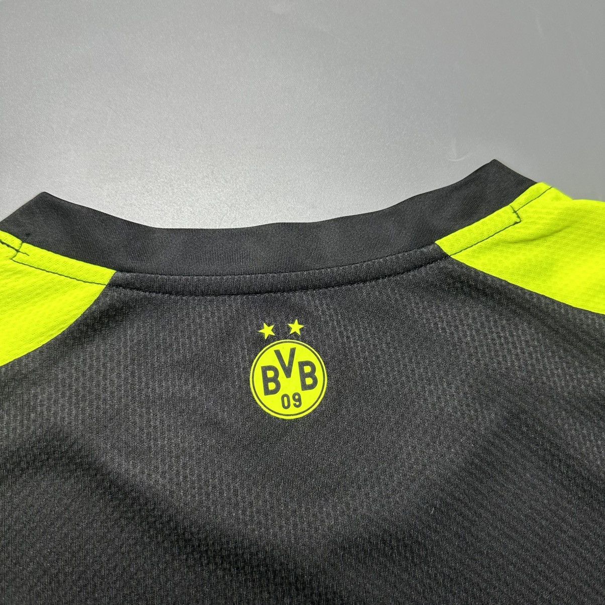 Puma BORUSSIA DORTMUND PUMA 2021/2022 FOOTBALL TRAINING JERSEY Size US XL / EU 56 / 4 - 9 Thumbnail