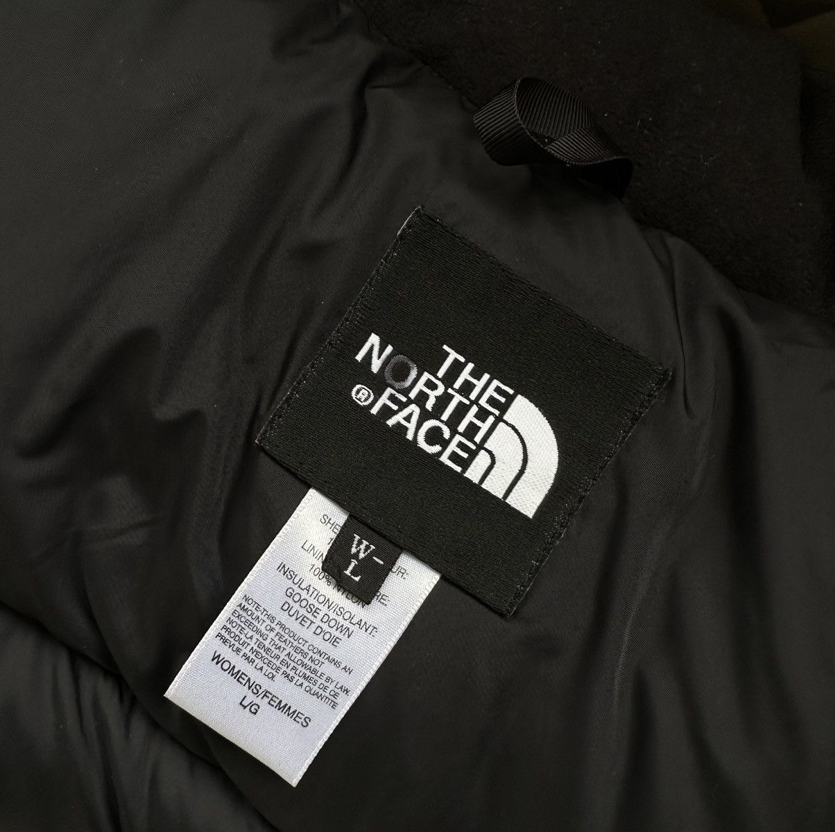 The North Face Vintage The North Face Women's Retro Nuptse 700 Down Jacket Size L / US 10 / IT 46 - 14 Thumbnail