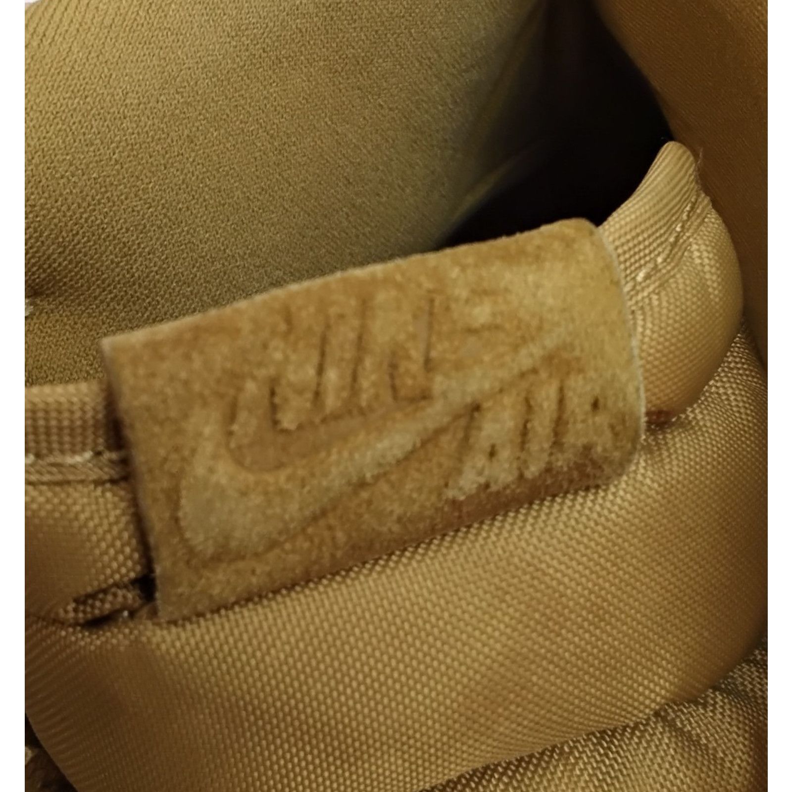 Nike Nike Air Jordan 1 Retro OG High Top Shoe Men 11 Wheat Brown Size US 11 / EU 44 - 10 Thumbnail