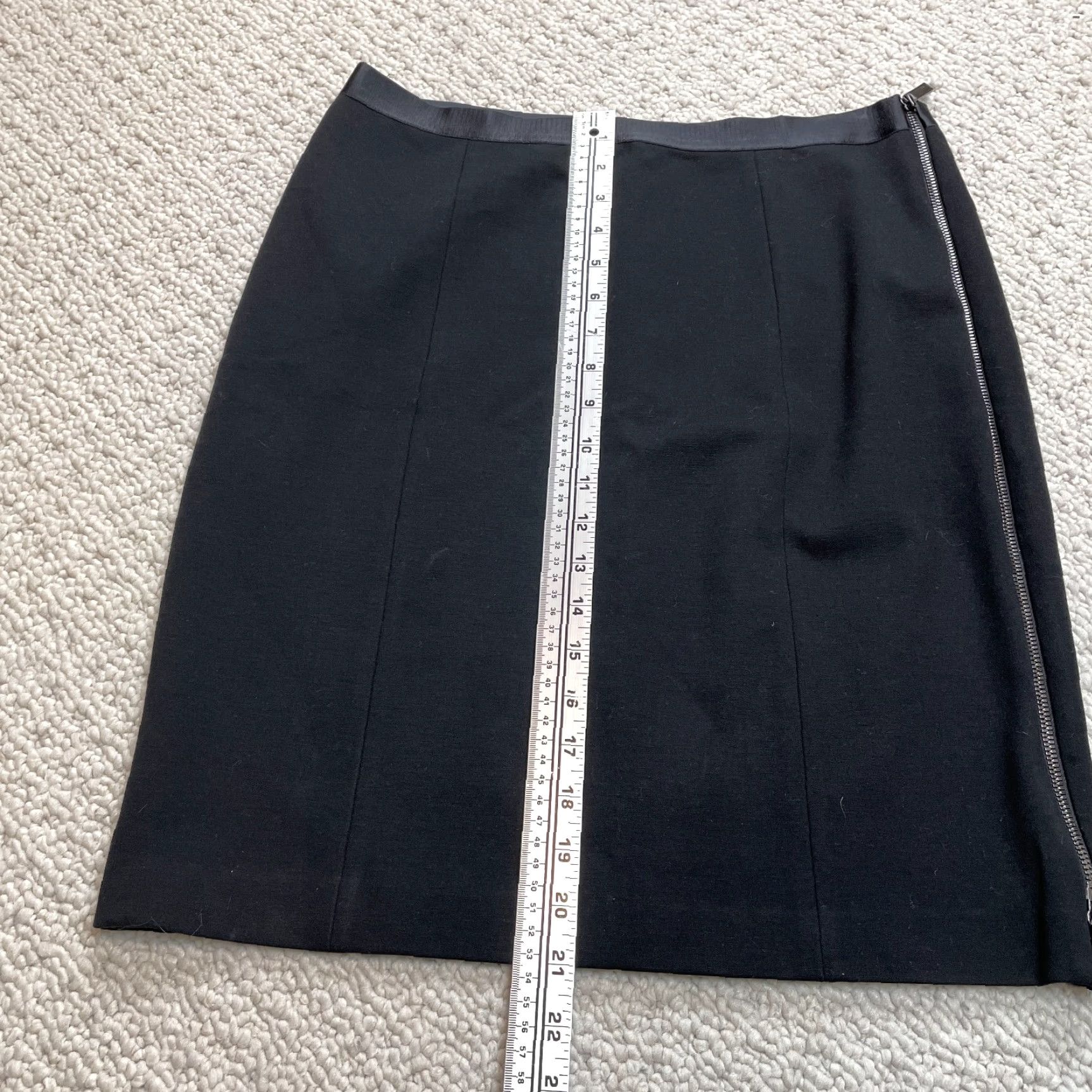 Elie Tahari Elie Tahari Skirt Womens 10 Black Full Zip Stretch Rayon Solid Pencil Straight Size 32" / US 10 / IT 46 - 4 Thumbnail