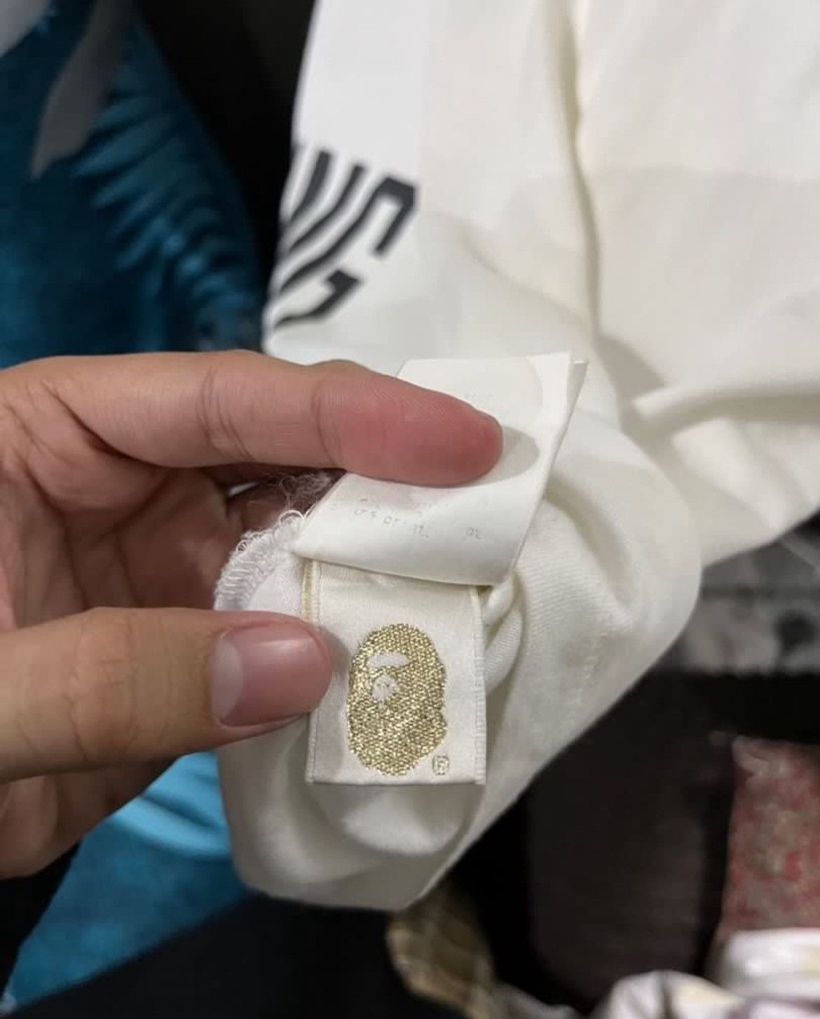 Bape Bape Side Spell out Logo V Neck Tee Size US M / EU 48-50 / 2 - 8 Thumbnail