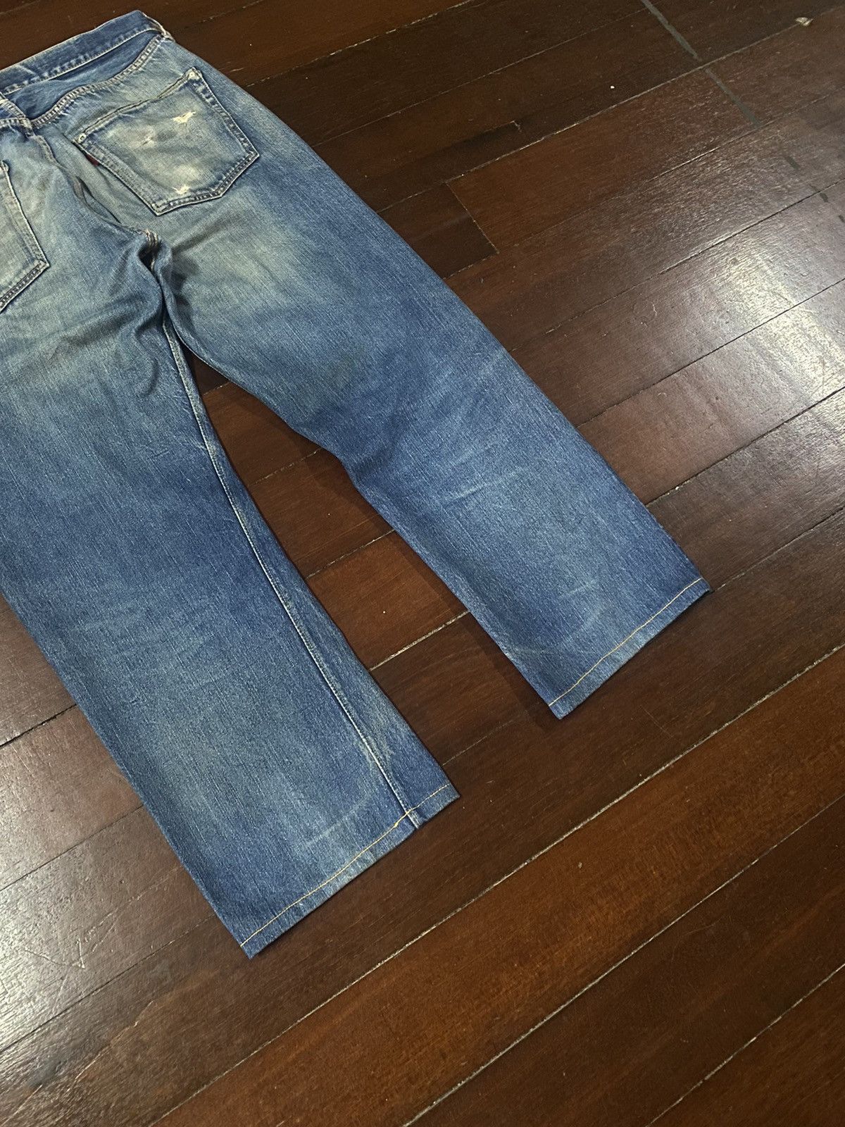 Vintage FIRE 🔥 VINTAGE 90s WAREHOUSE V STITCH DISTRESSED REWORK JEAN Size US 36 / EU 52 - 21 Thumbnail