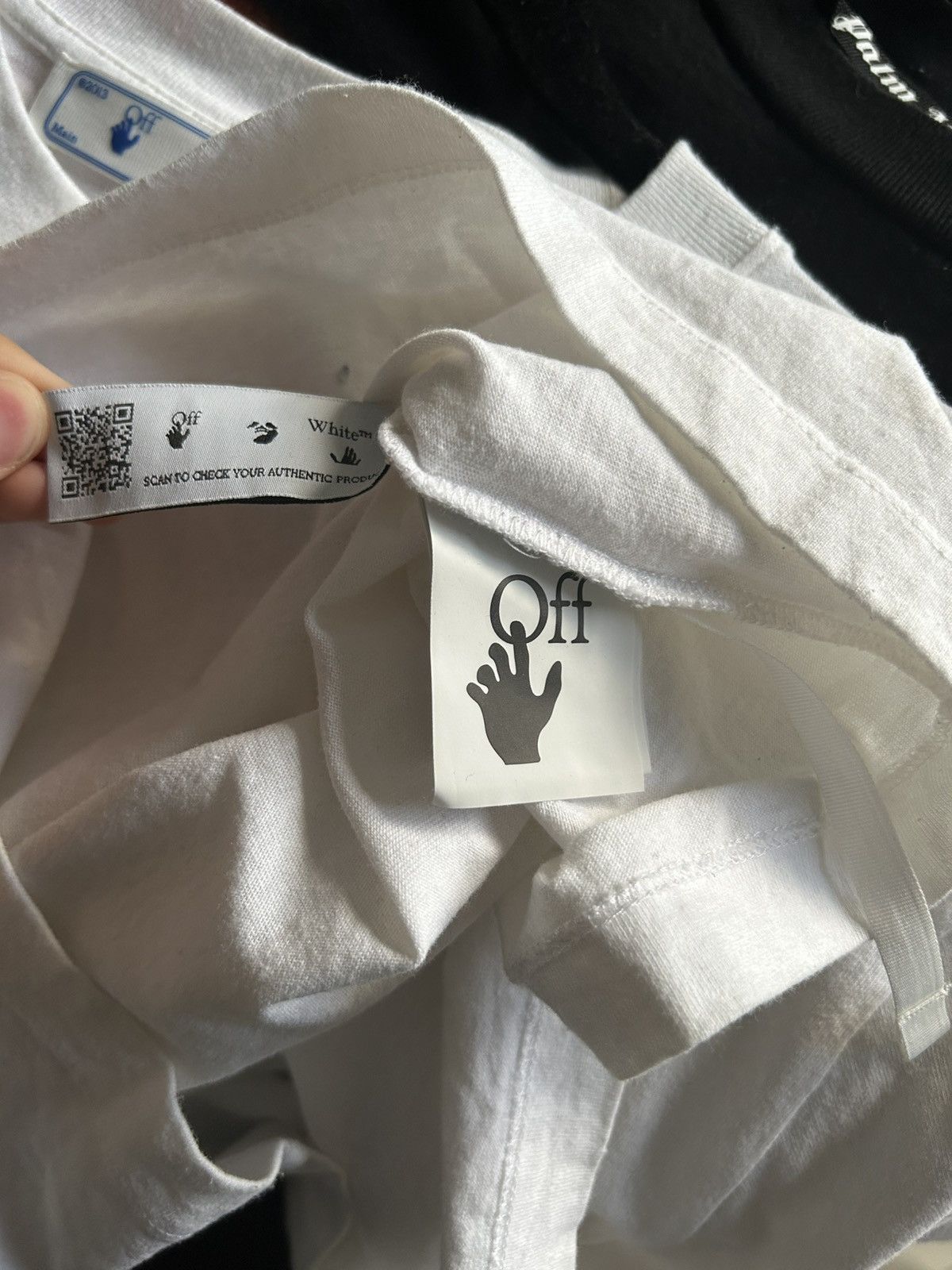 Off-White OFF-WHITE Caravaggio Saint Jerome Writing Hands Off Tshirt Size US S / EU 44-46 / 1 - 4 Thumbnail