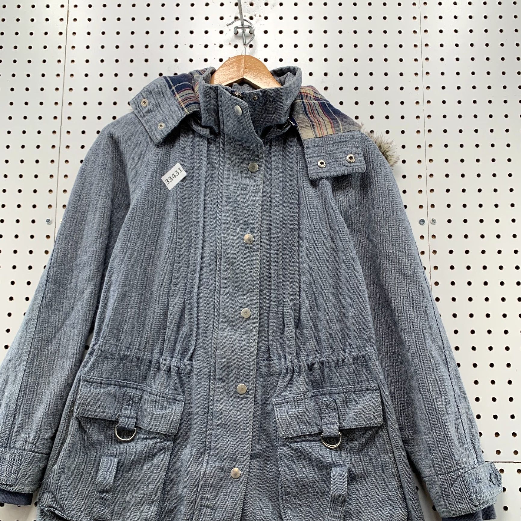 Free People VINTAGE Free People Denim Jacket Womens Size 2 Blue Hooded Long Sleeve Pocket Size XS / US 0-2 / IT 36-38 - 2 Thumbnail