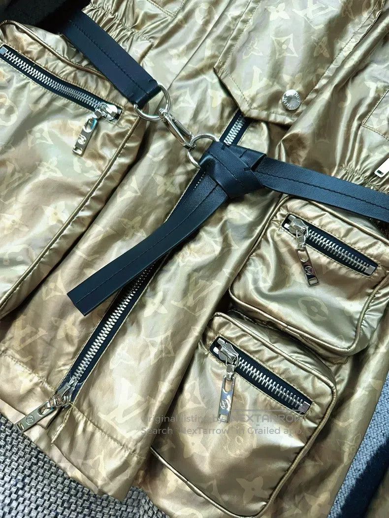 Louis Vuitton Louis Vuitton Light Gold Coated Full Logo Jacket Size XXS / US 00 / IT 34 - 5 Thumbnail