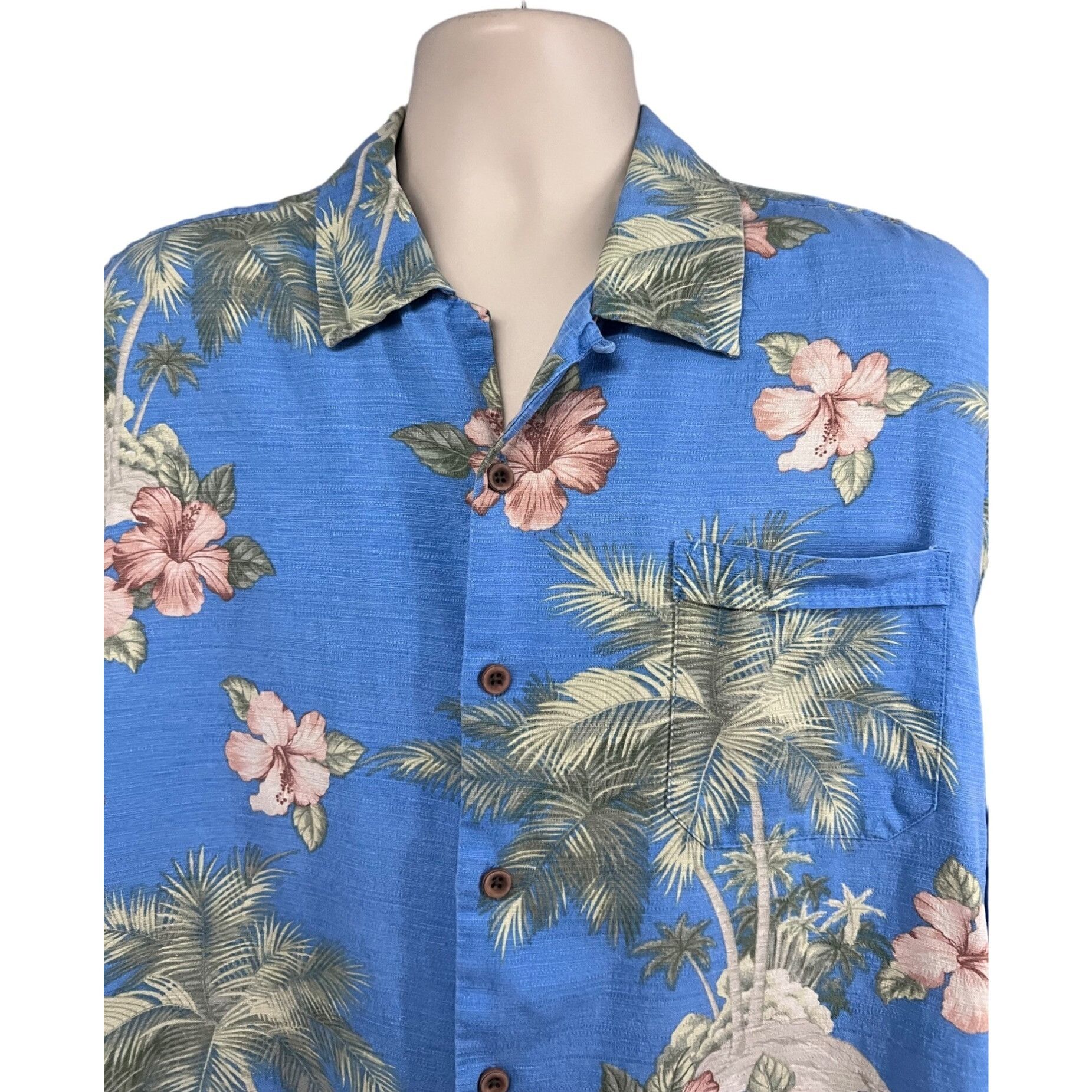 Vintage Jamaica Jaxx Mens Blue Silk Floral Hawaiian Button Up Shirt Size US XL / EU 56 / 4 - 4 Thumbnail